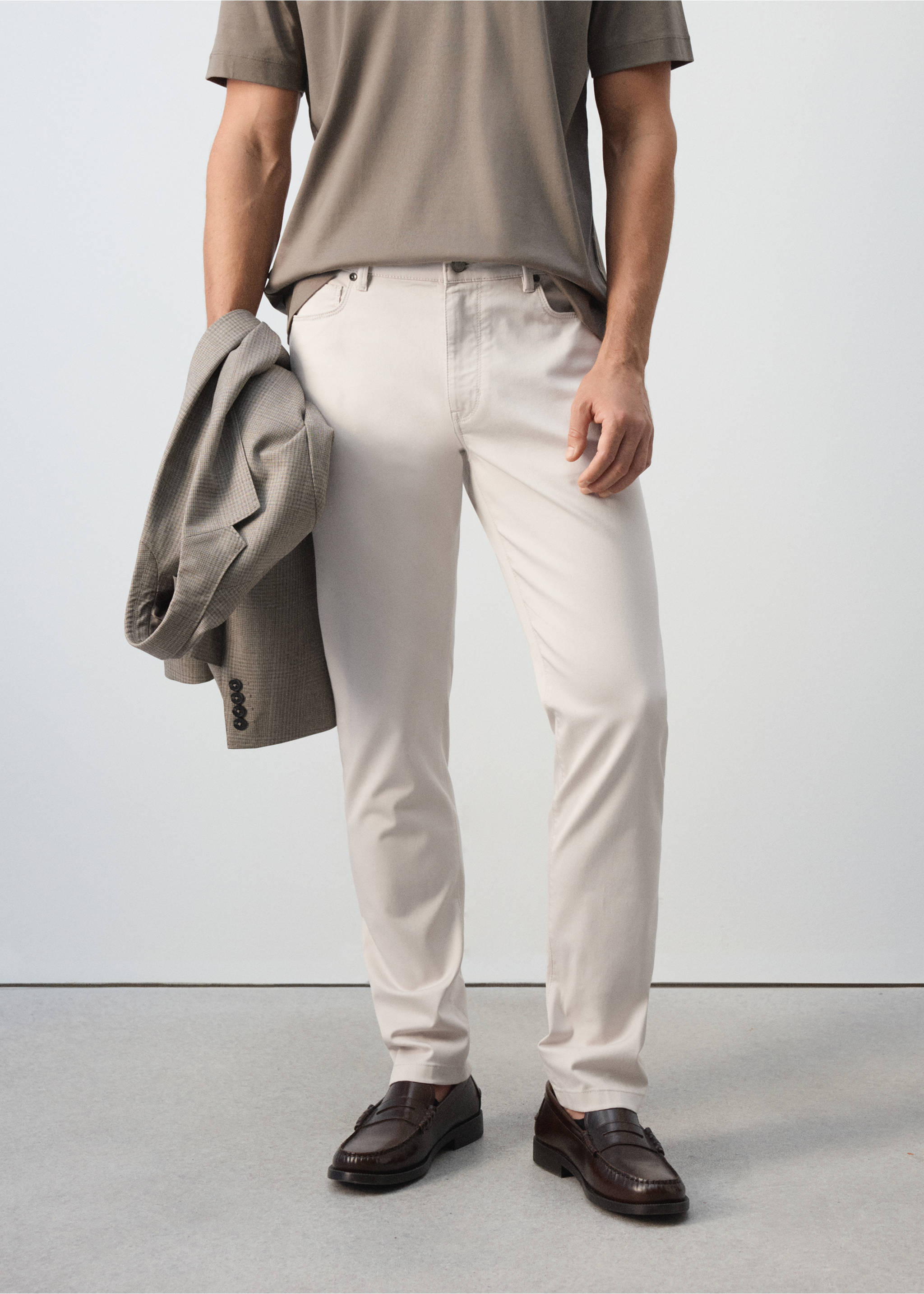 Regular-fit cotton trousers - Medium plane, Ice Grey. Ref: 37015980-00.