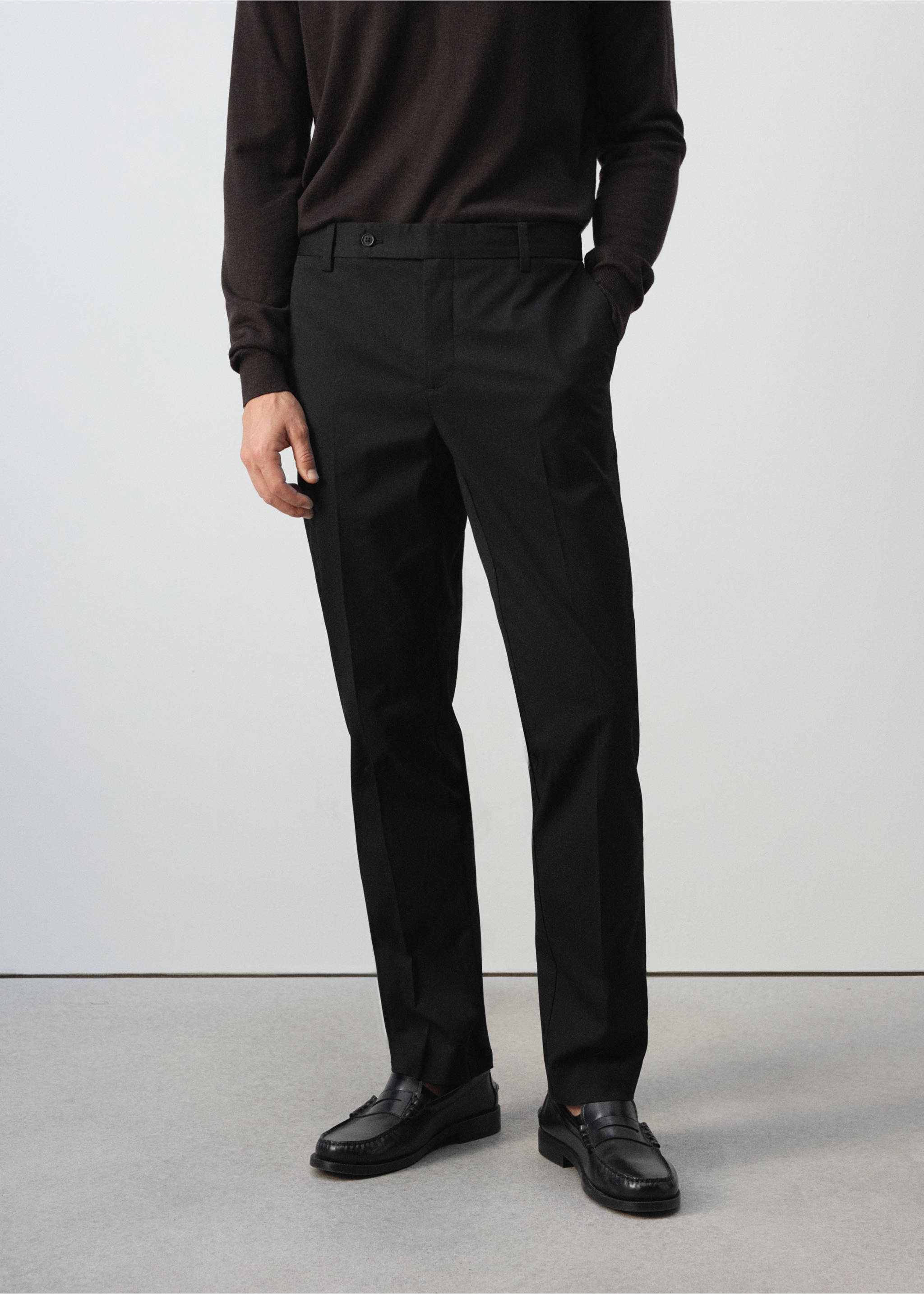 Pantalon Dublino chino slim-fit - Plan moyen, Noir. Ref: 37015981-00.
