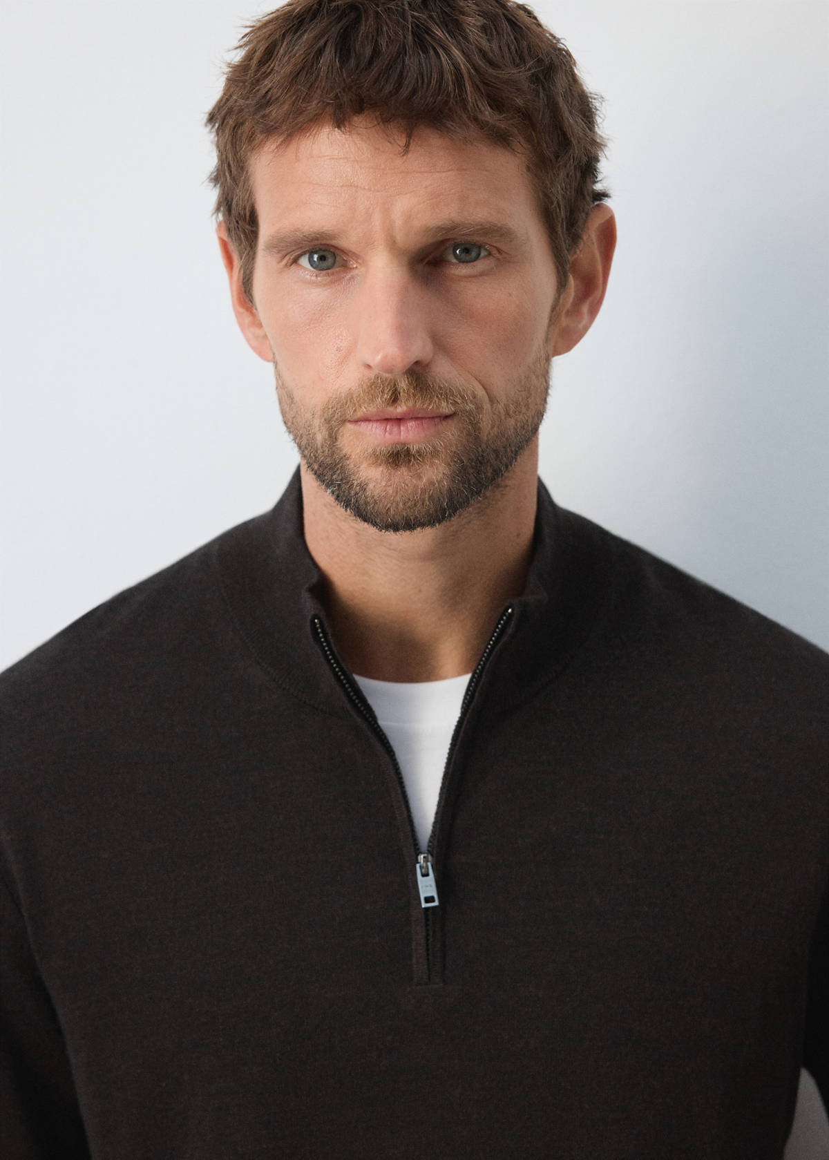 100% merino wool sweater with zip-neck — Chocolate