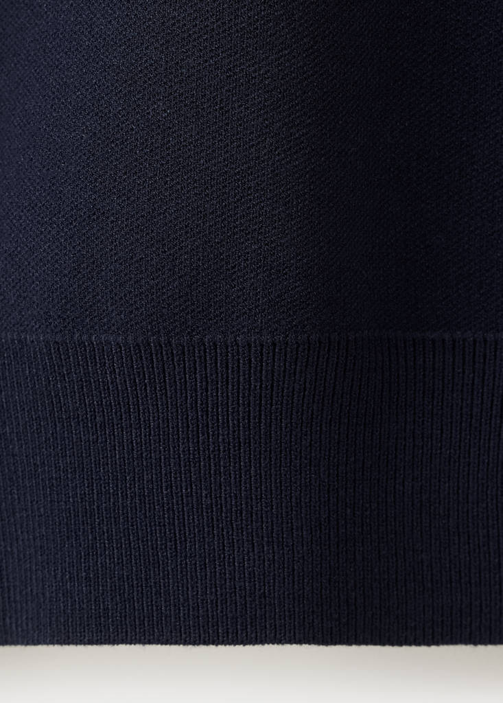 Fine knit polo sweater — Navy
