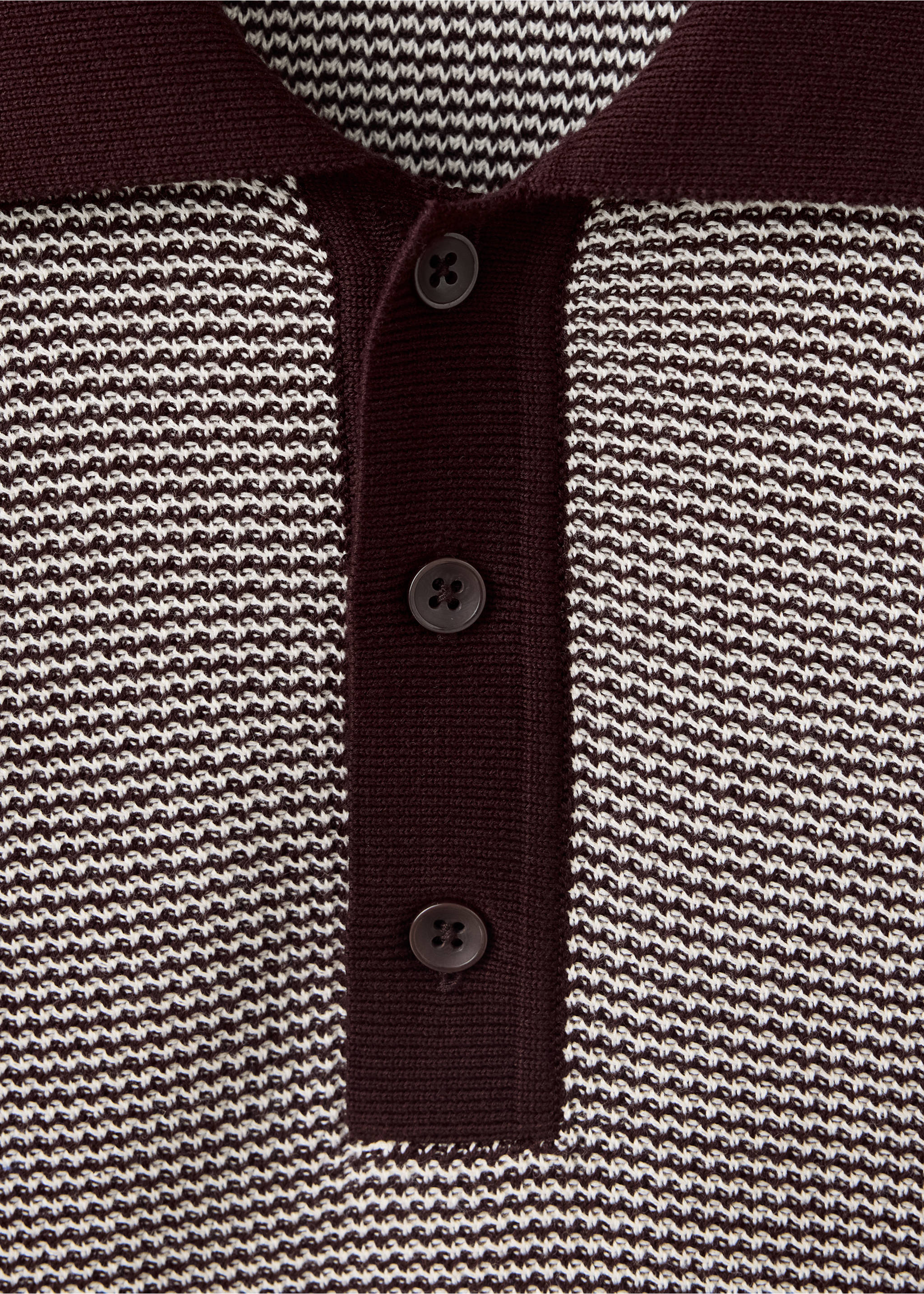 Fine-knit 100% cotton polo shirt - Details of the article 8, Maroon. Ref: 37015984-00.