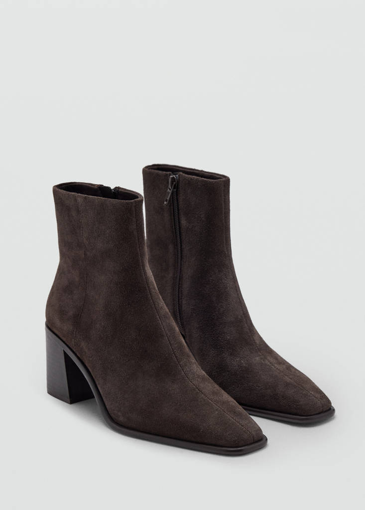 Leather ankle boots with block heel — Chocolate