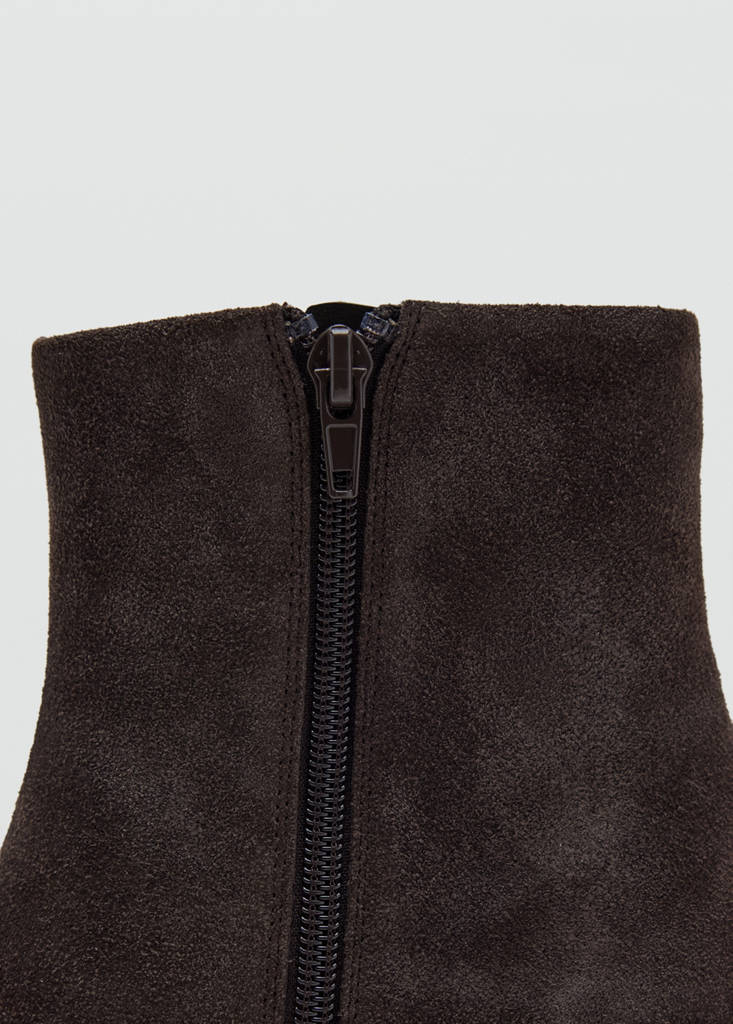 Leather ankle boots with block heel — Chocolate