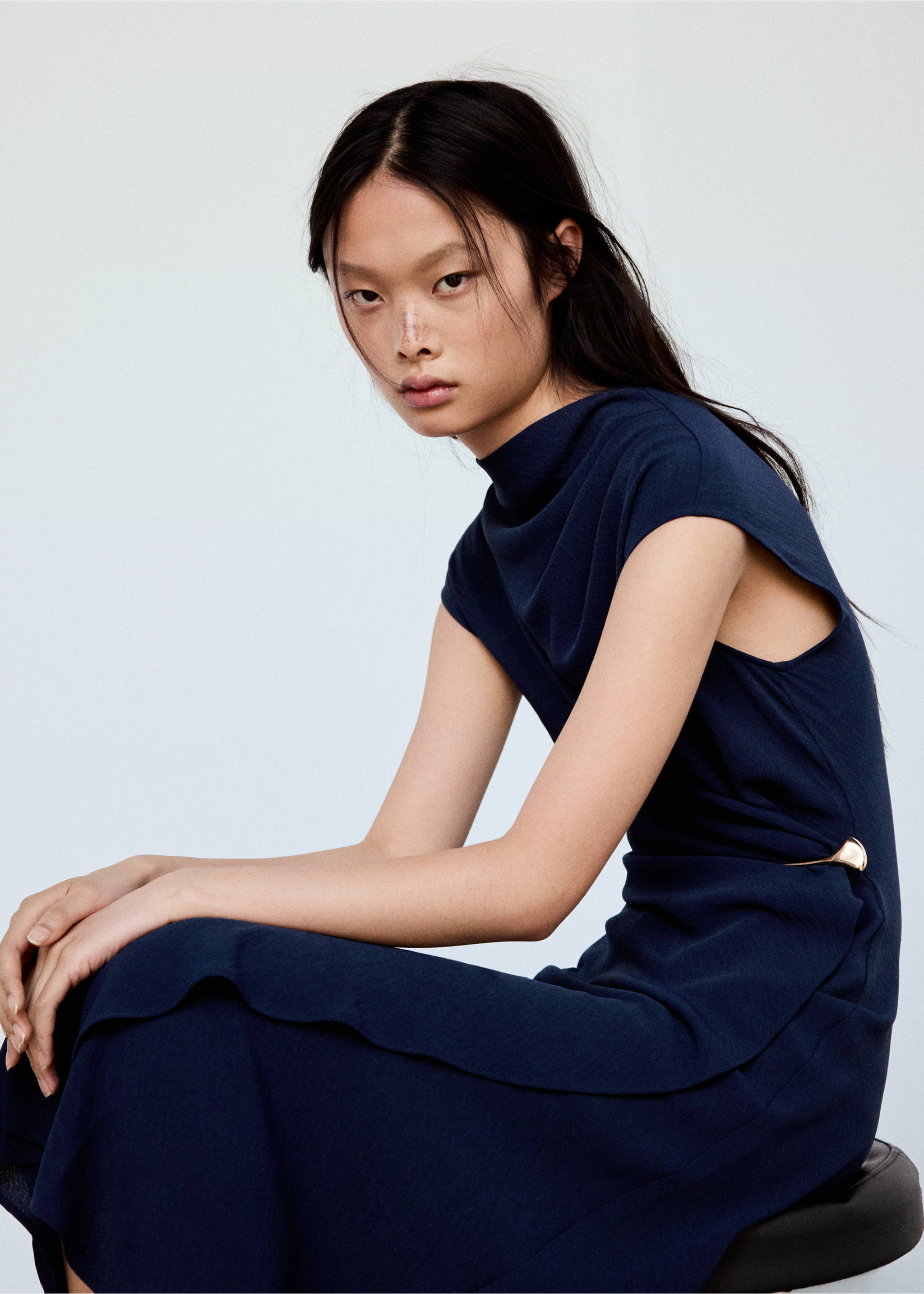Draped dress with jewel detail - Details of the article 1, Night Blue. Ref: 37015992-00.