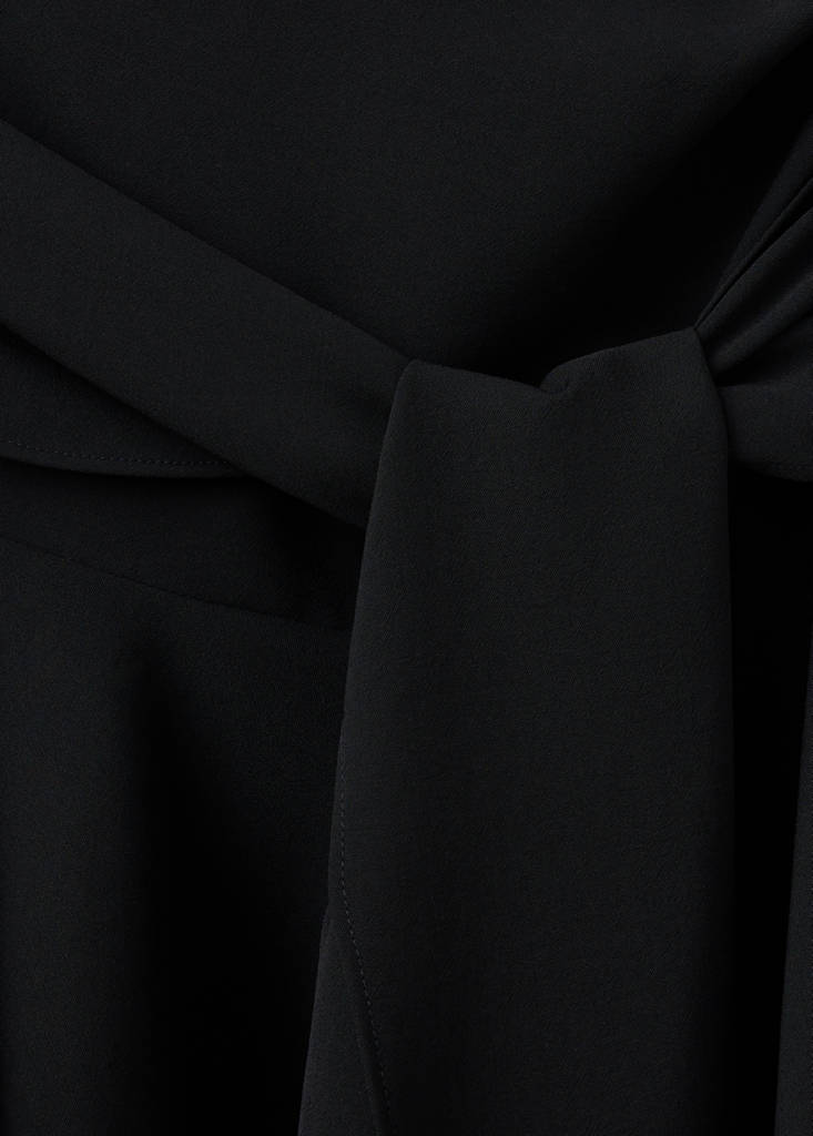 Ruched bow dress — Black