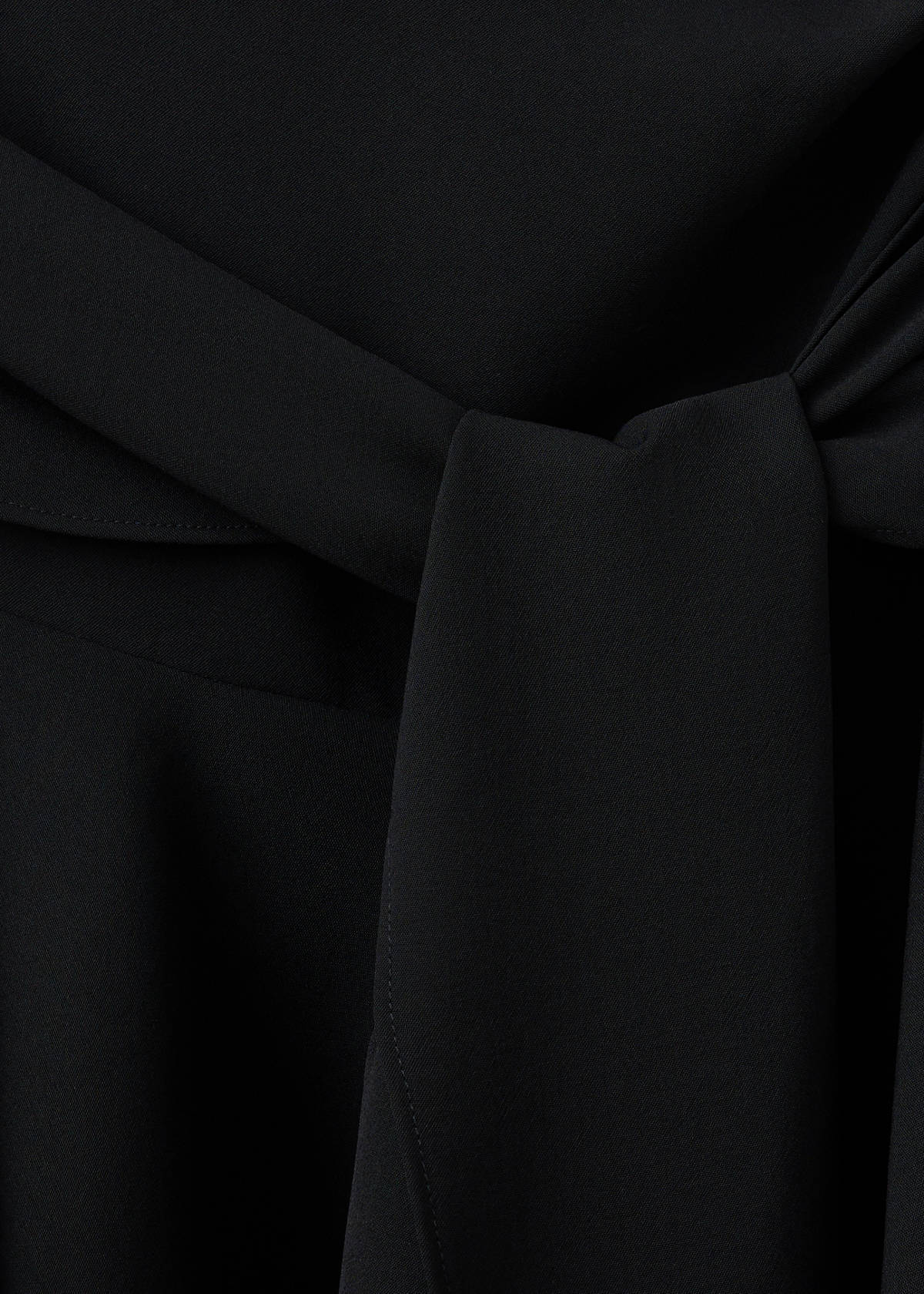 Ruched bow dress — Black
