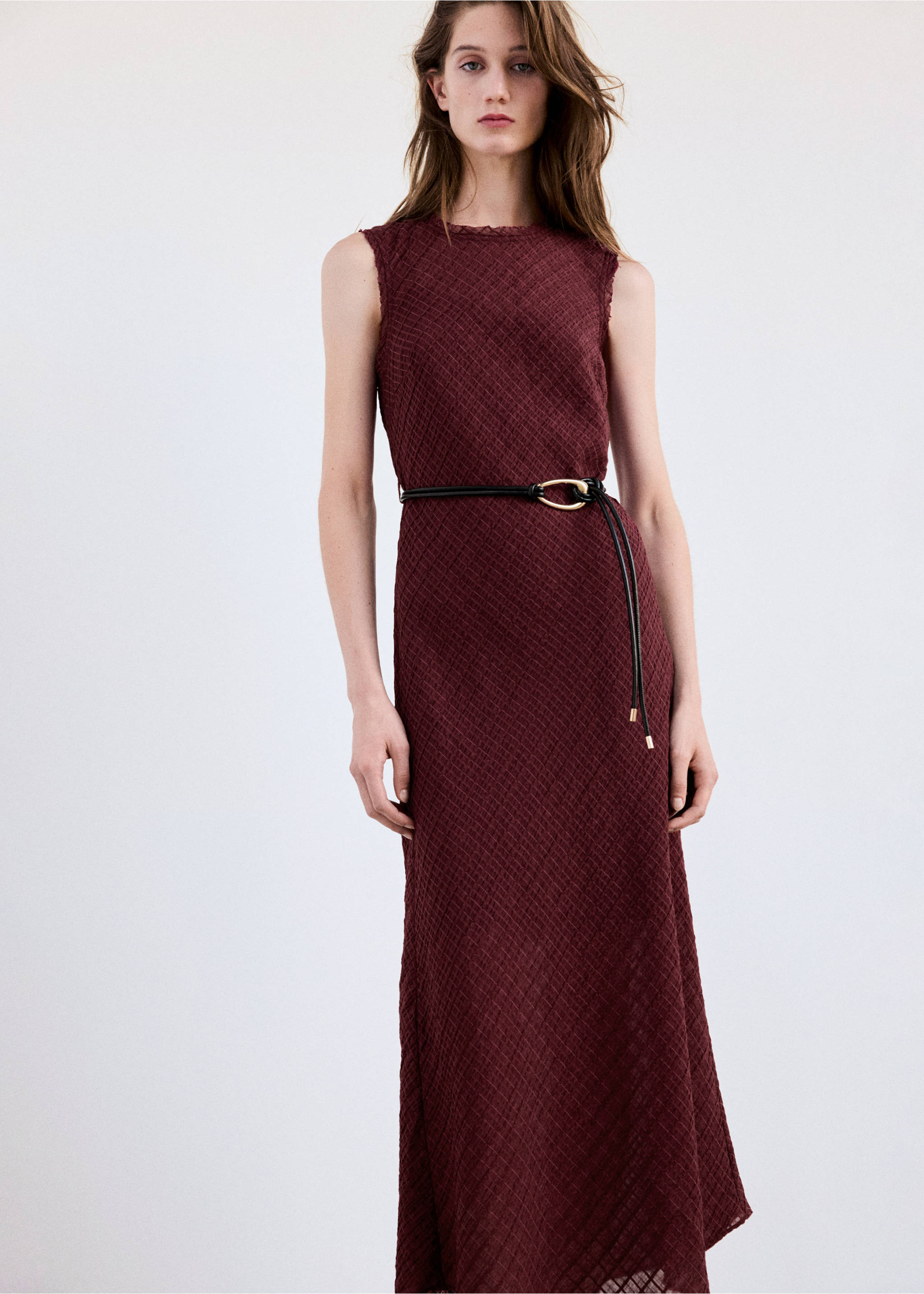 Belted textured dress - Medium plane, Burgundy. Ref: 37015995-00.
