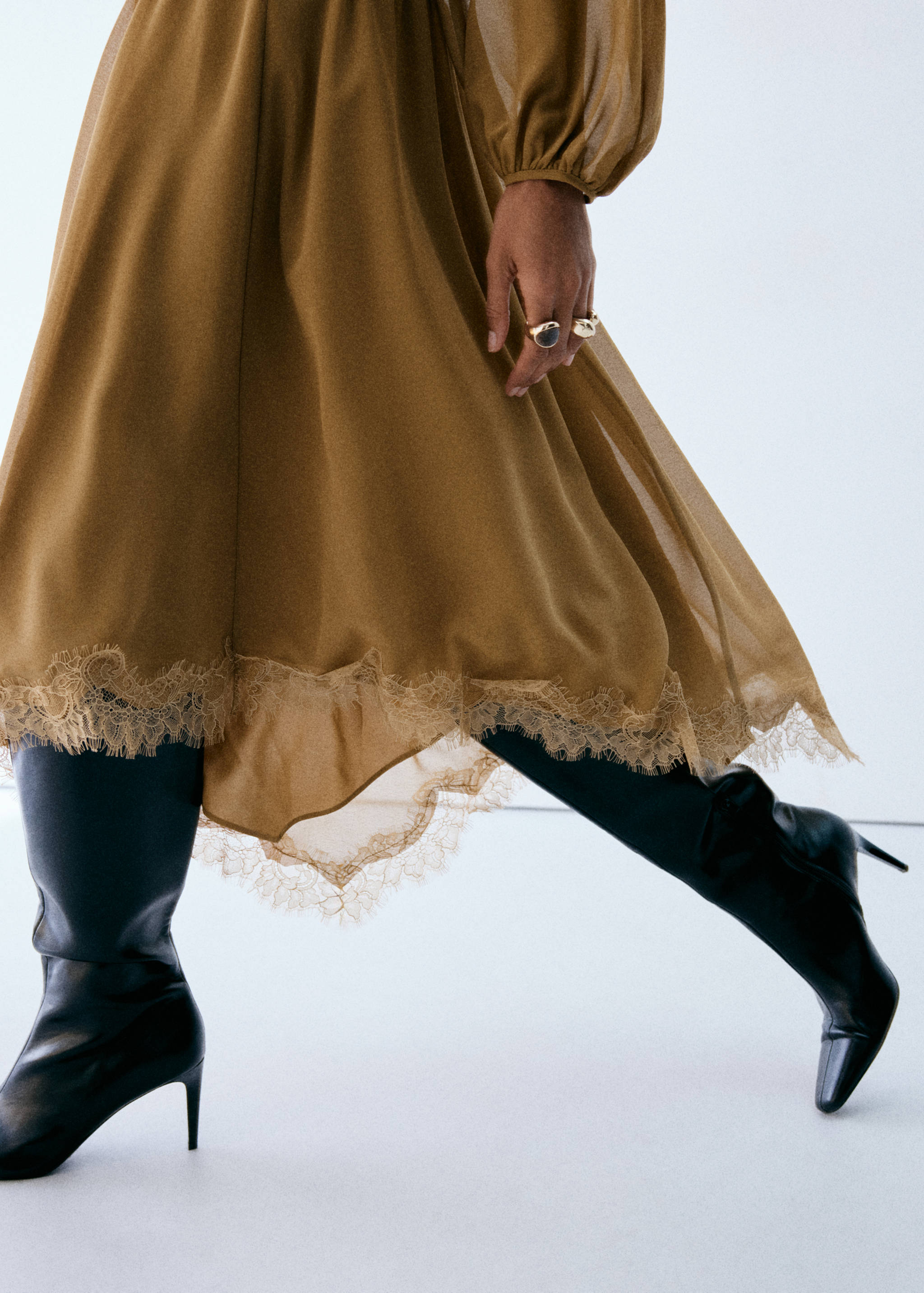 Robe à double ceinture en dentelle - Détail de l'article 3