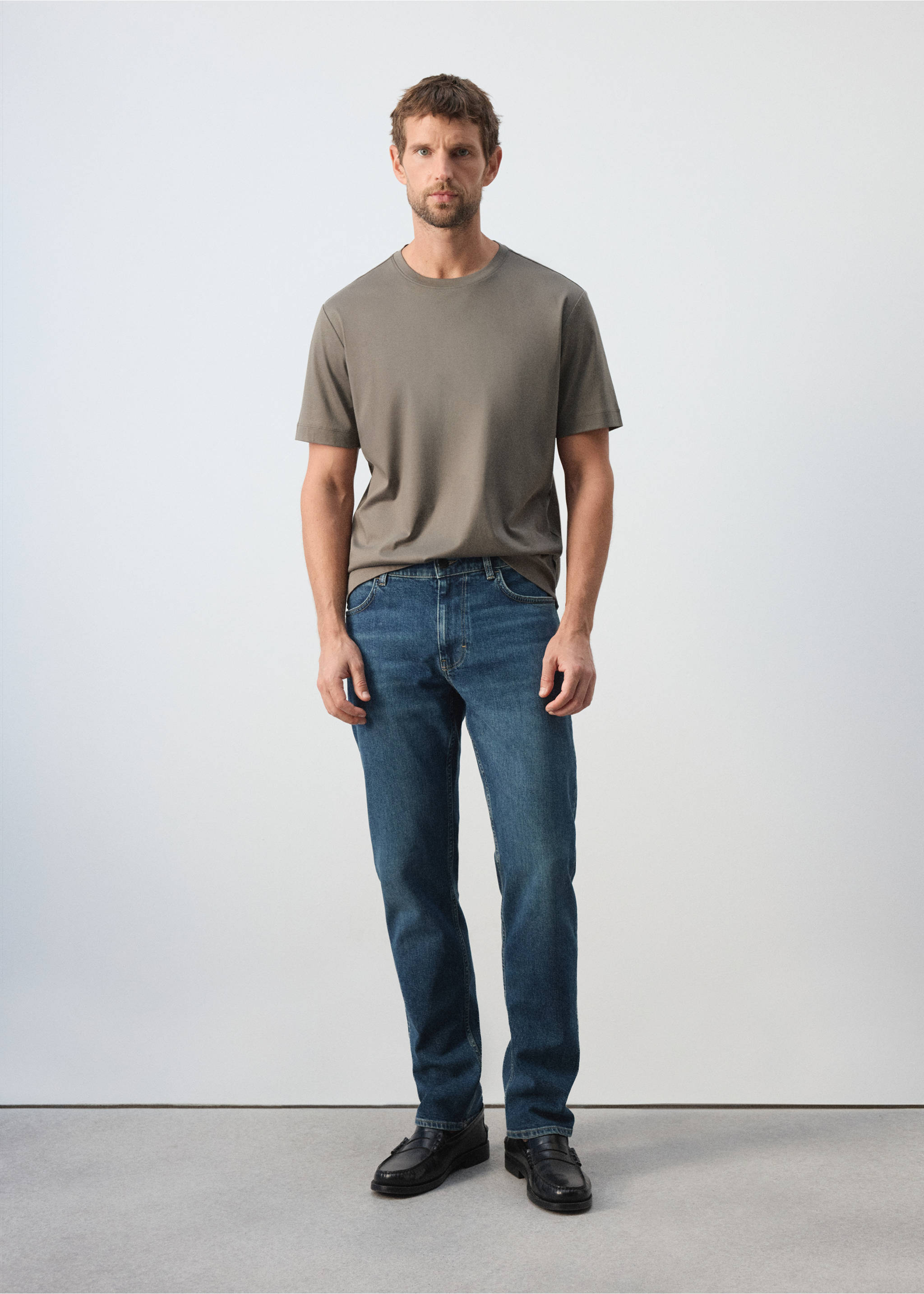 T-shirt 100 % coton regular-fit - Plan général, Gris vison. Ref: 37016000-00.