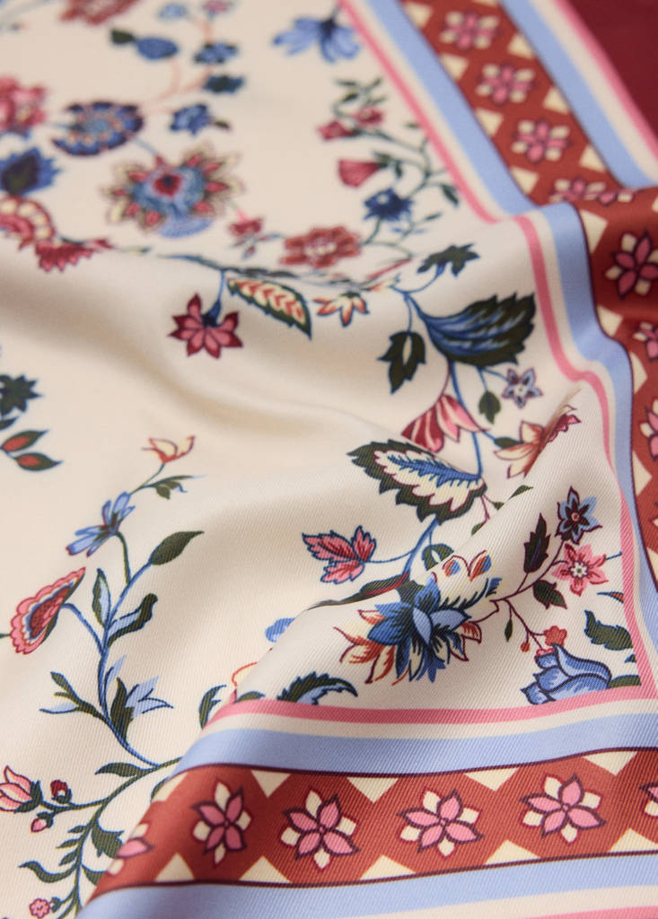 Floral print scarf — Ecru