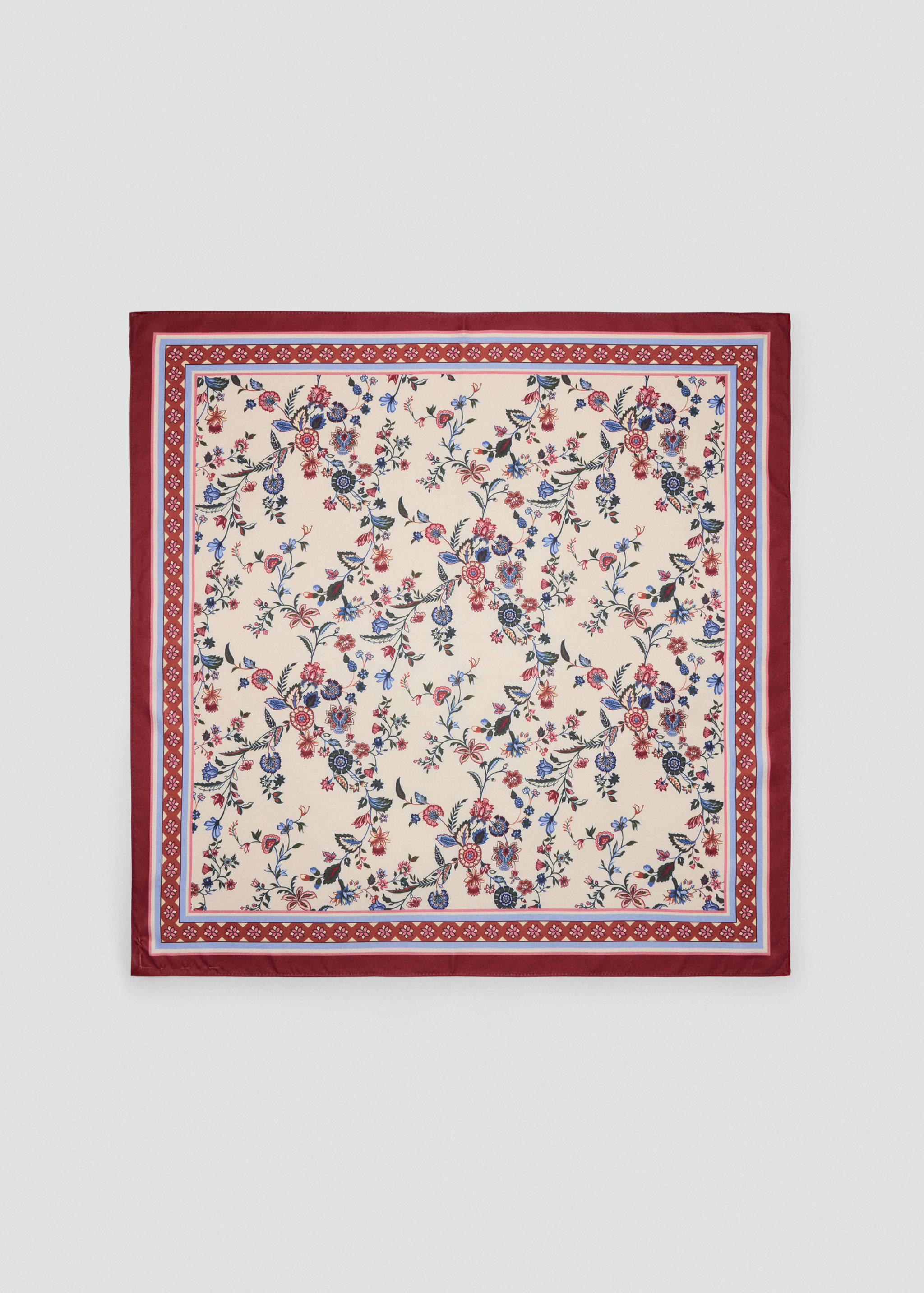 Pañuelo estampado floral - Artículo sin modelo