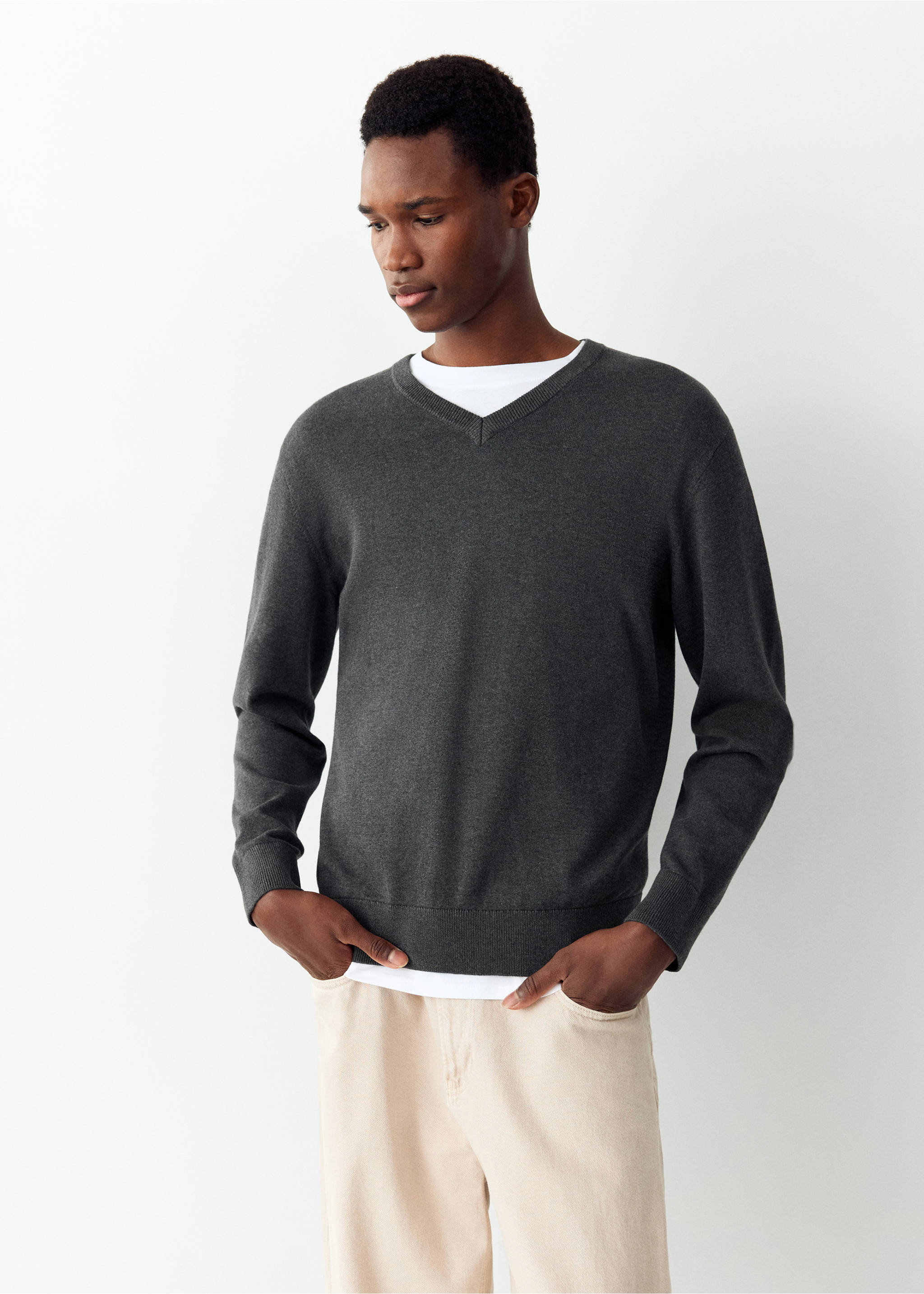 V-neck cotton sweater - Medium plane, Medium Heather Grey. Ref: 37016006-00.