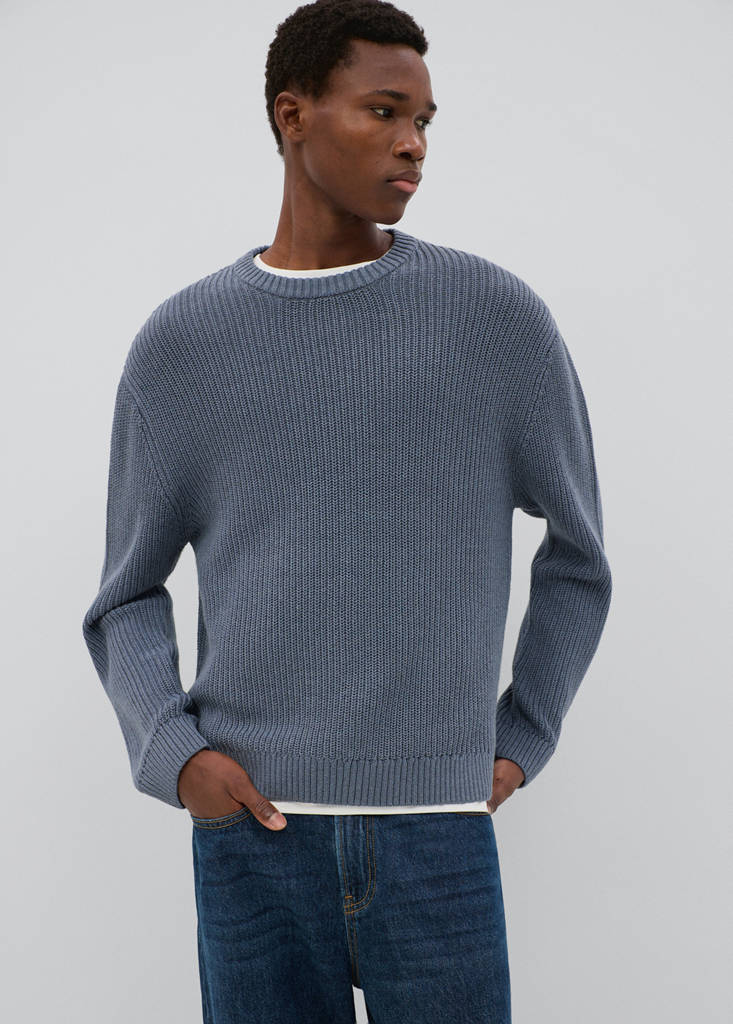 Knitted ribbed sweater — Blue