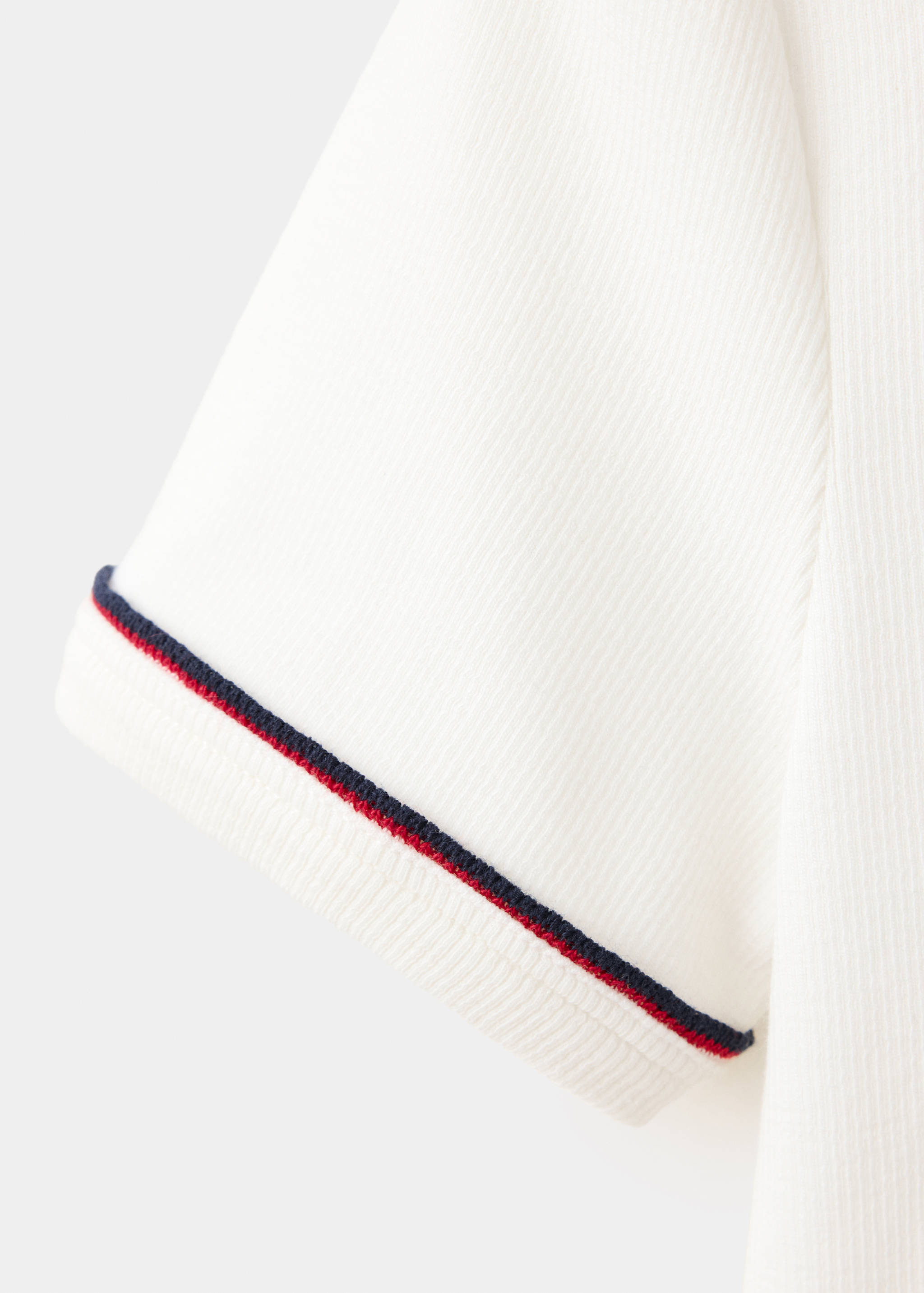 Ribbed t-shirt with piping - Details of the article 0