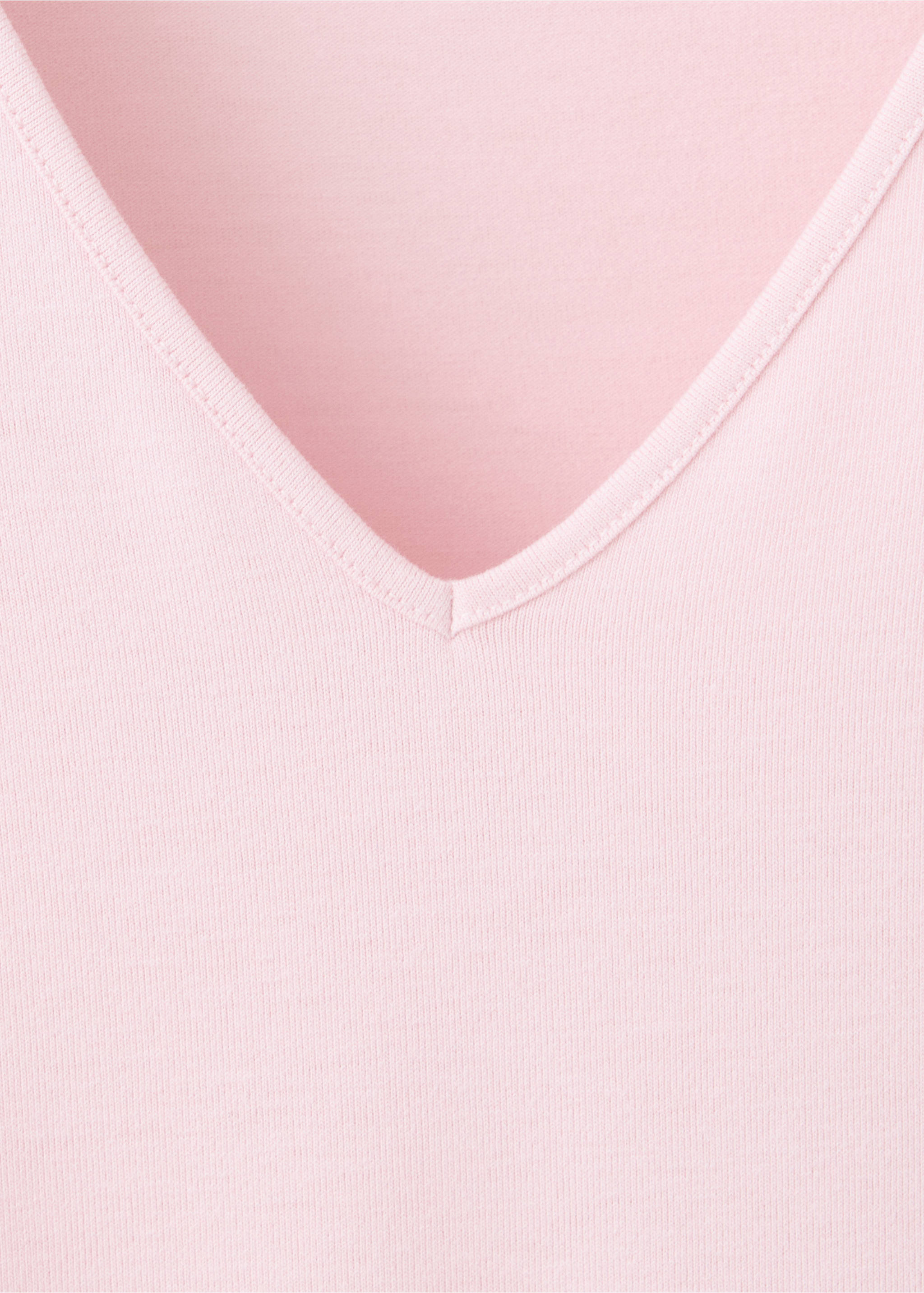 Fitted V-neck T-shirt - Details of the article 8, Pink. Ref: 37016015-00.