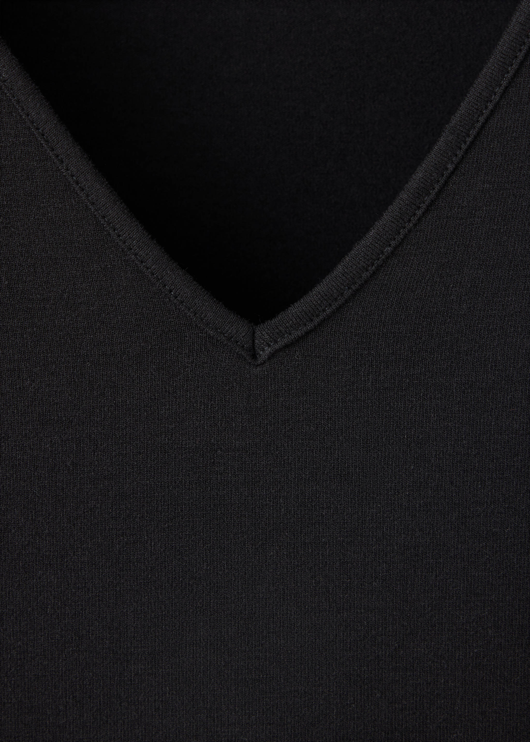 Fitted V-neck T-shirt - Details of the article 8