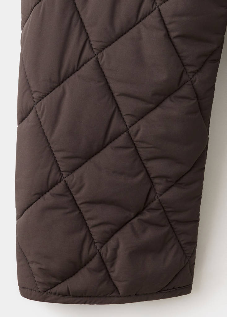 Quilted water repellent jacket — Brown