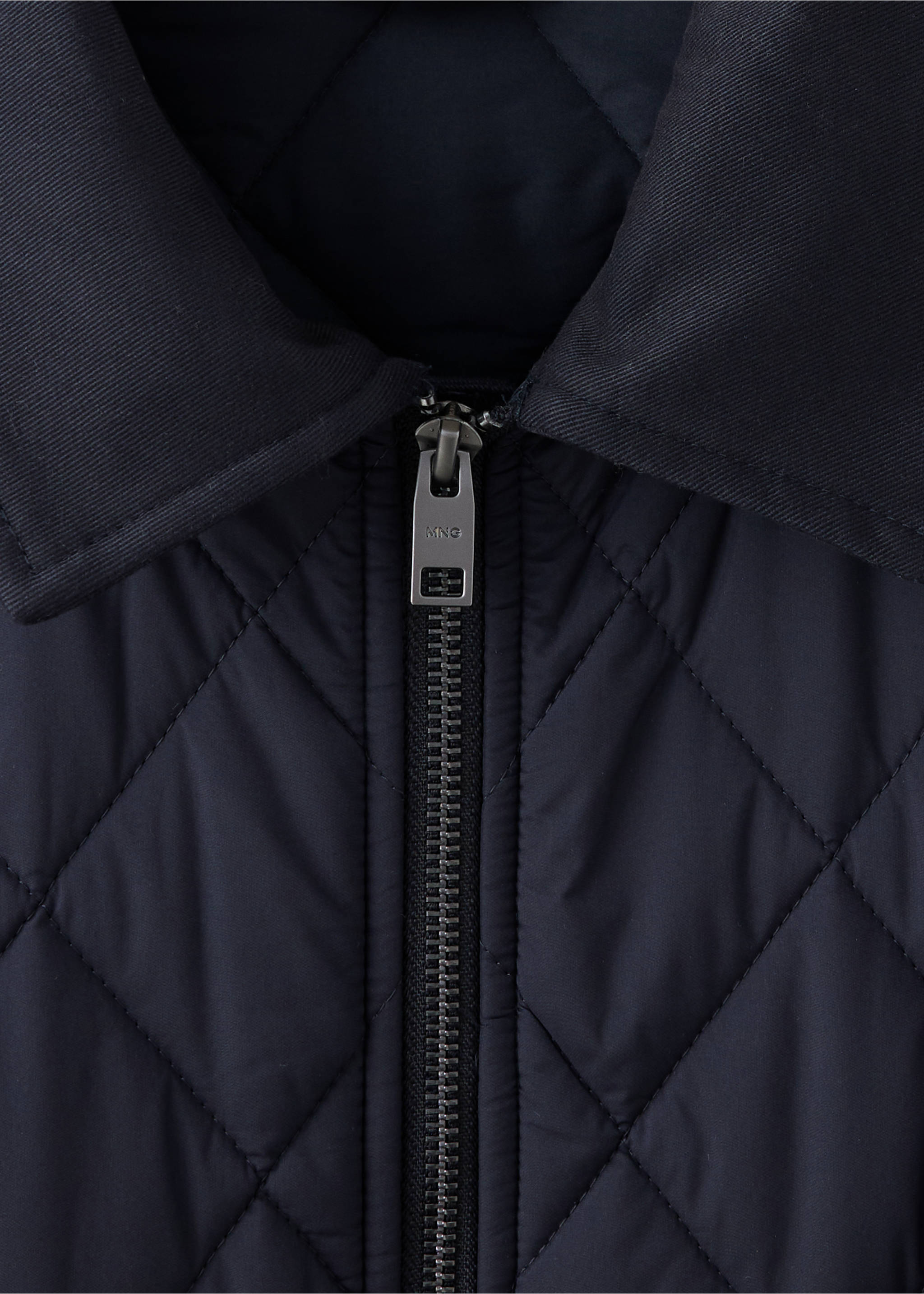 Veste gabriel - Détail de l'article 8, Bleu nuit. Ref: 37016322-00.