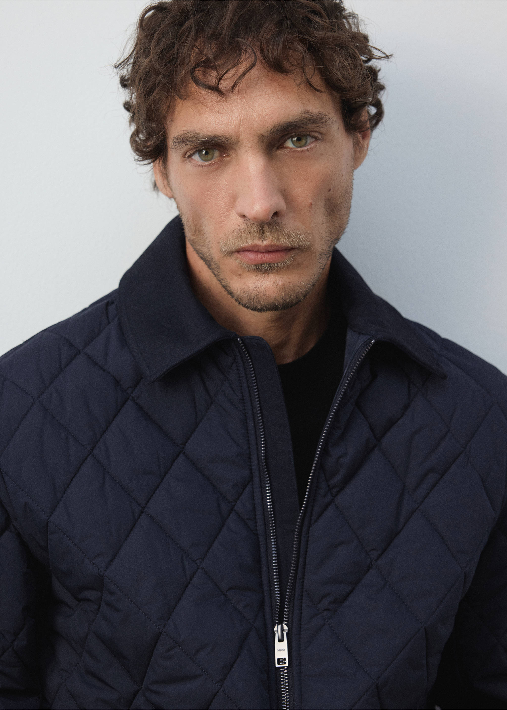 Quilted water repellent jacket - Details of the article 1, Night Blue. Ref: 37016322-01.