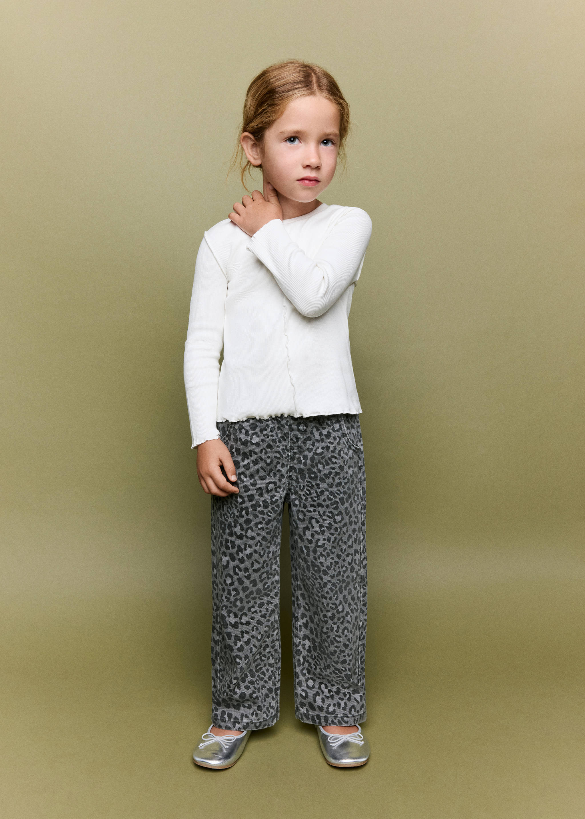 Animal print jeans - General plane