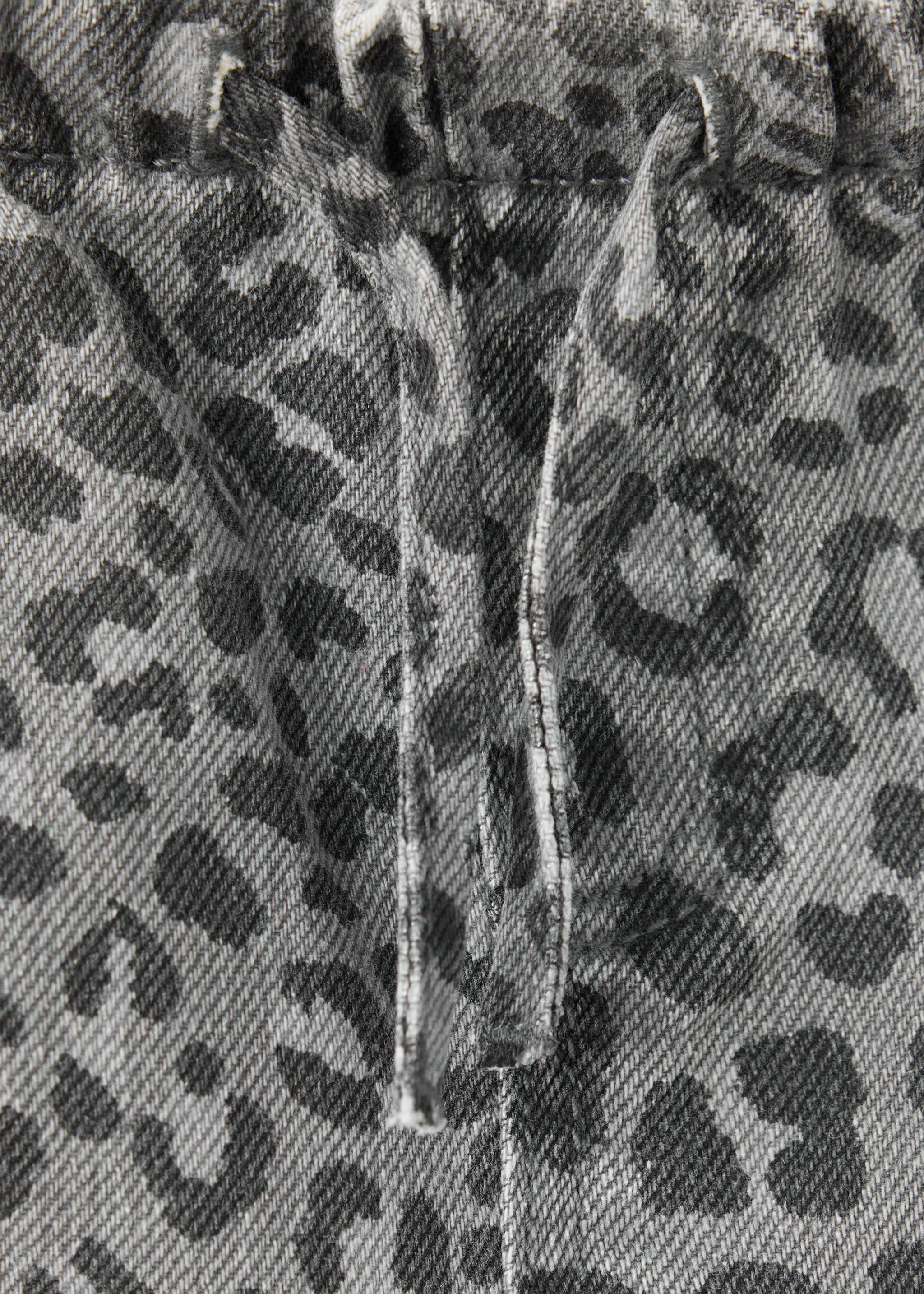 Jeans relaxp - Details of the article 8, Grey. Ref: 37016323-00.