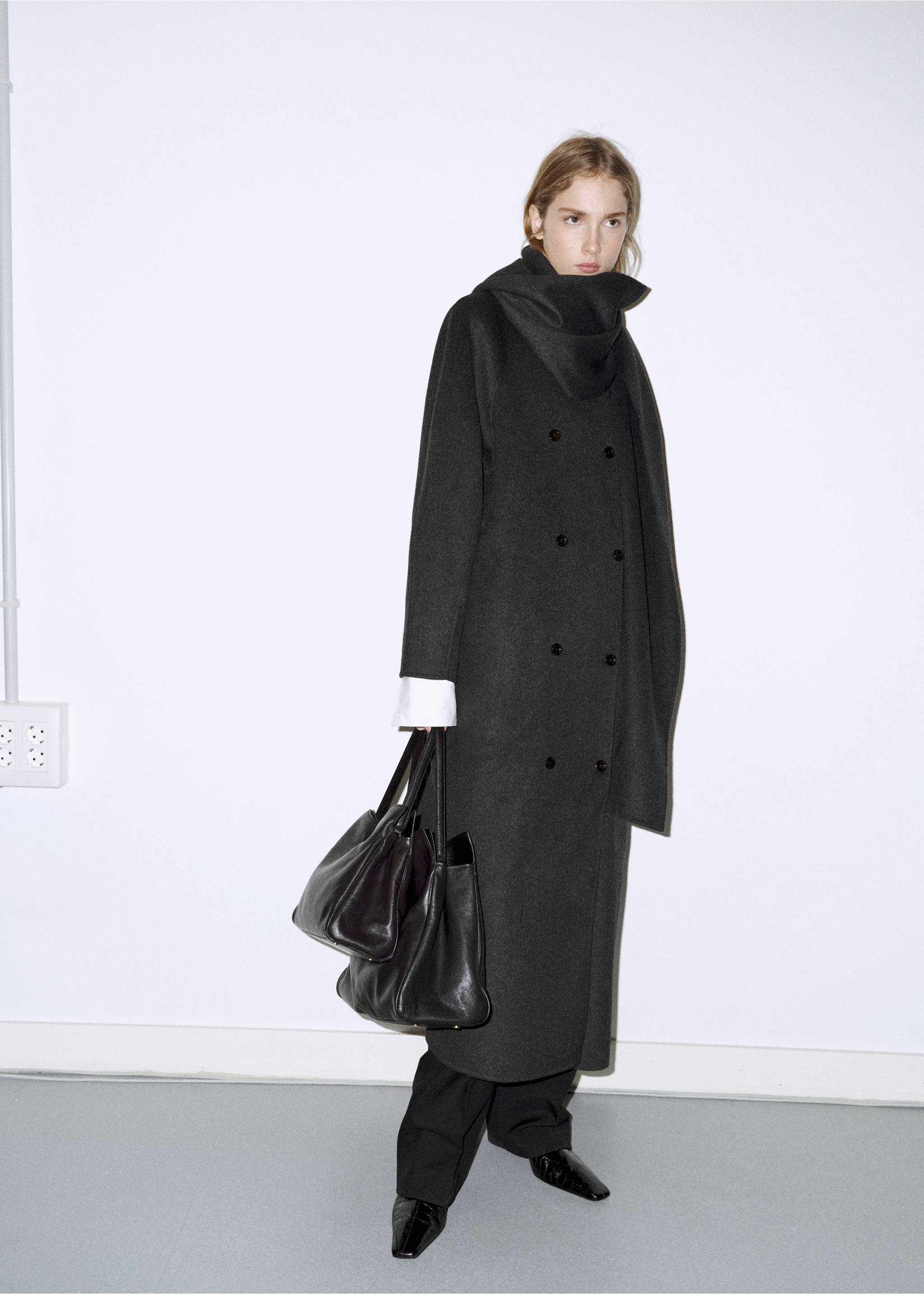 Wool coat with detachable scarf - General plane, Dark Heather Grey. Ref: 37016328-00.