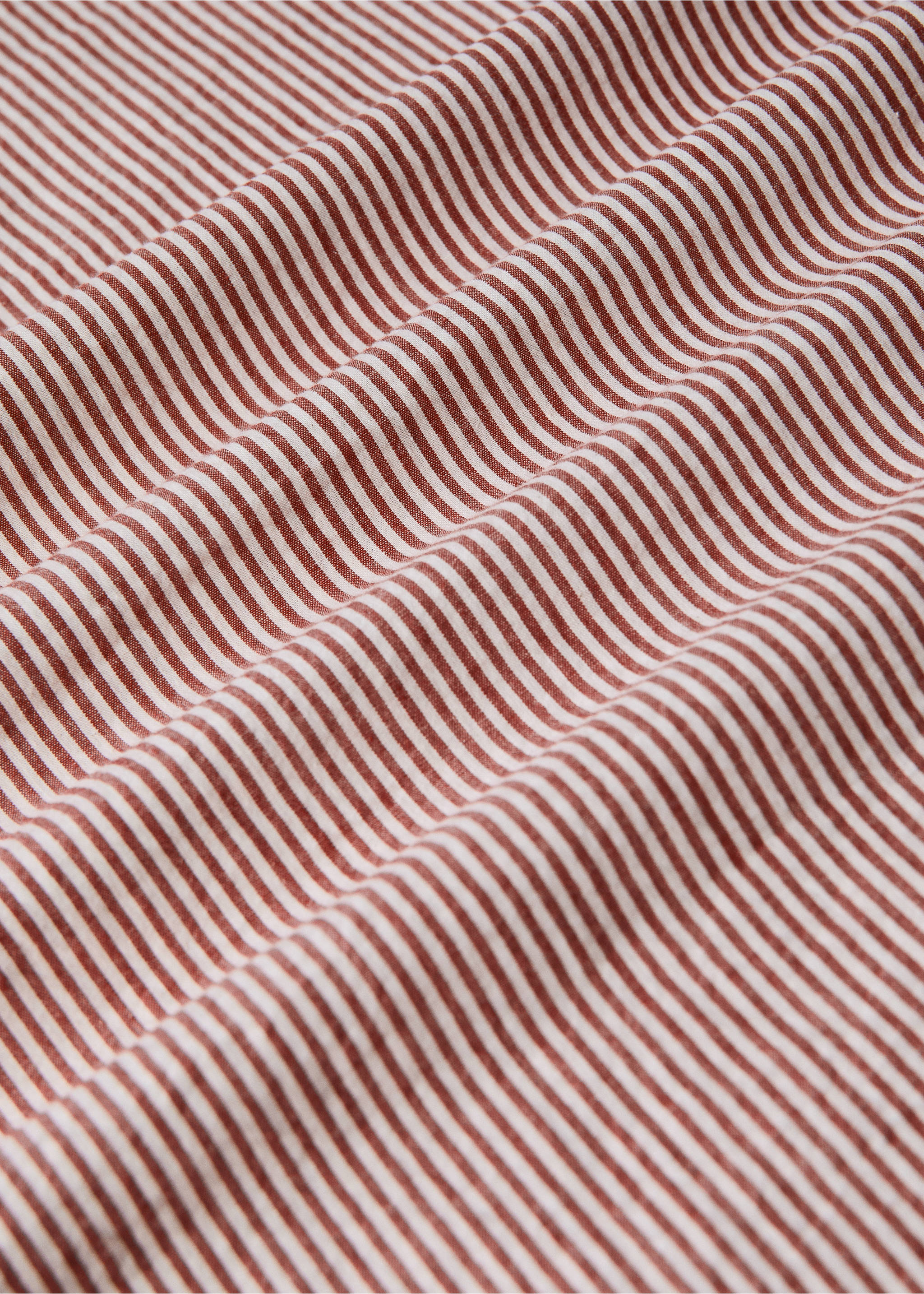 Close-up of a white and brownish-red striped duvet cover., Red. Ref: 37016334-00.