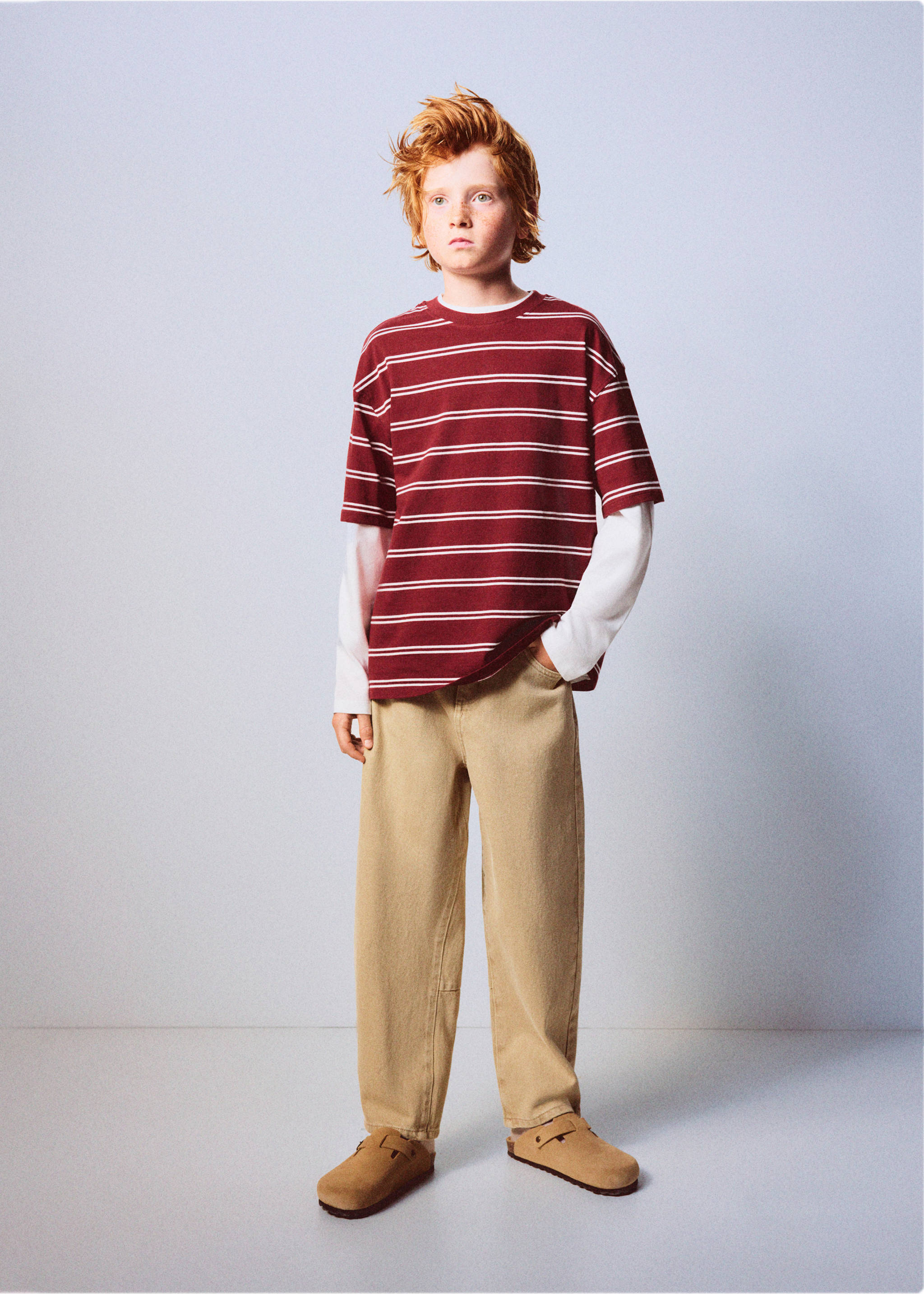 Gestreiftes Baumwoll-Shirt - Allgemeine Ansicht, Granatrot. Ref: 37016340-00.