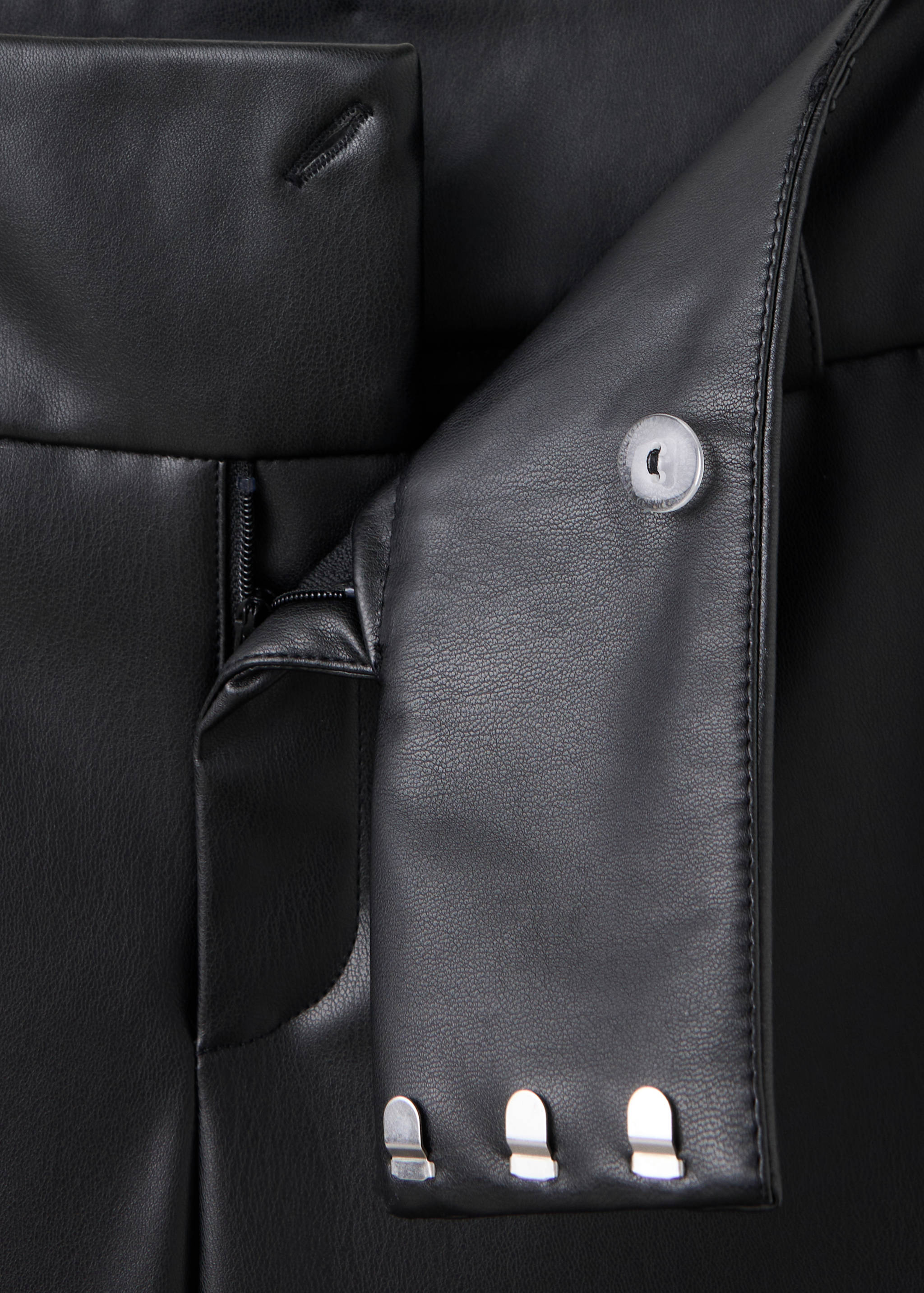 Leather-effect trousers with eyelets - Details of the article 8