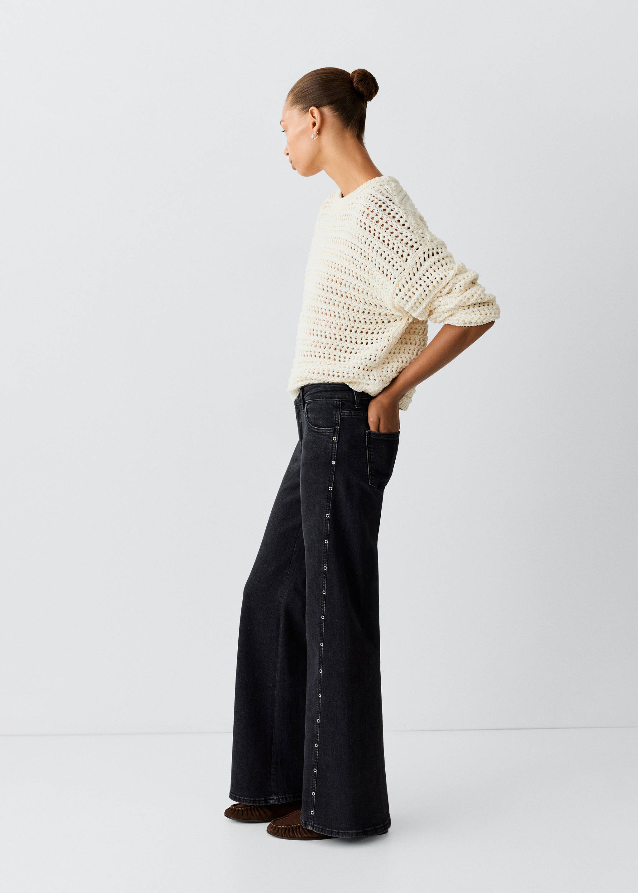 Wide-leg jeans with side eyelet detail - Medium plane
