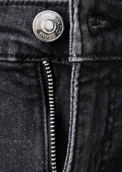 Wide-leg jeans with eyelets — Black denim 5