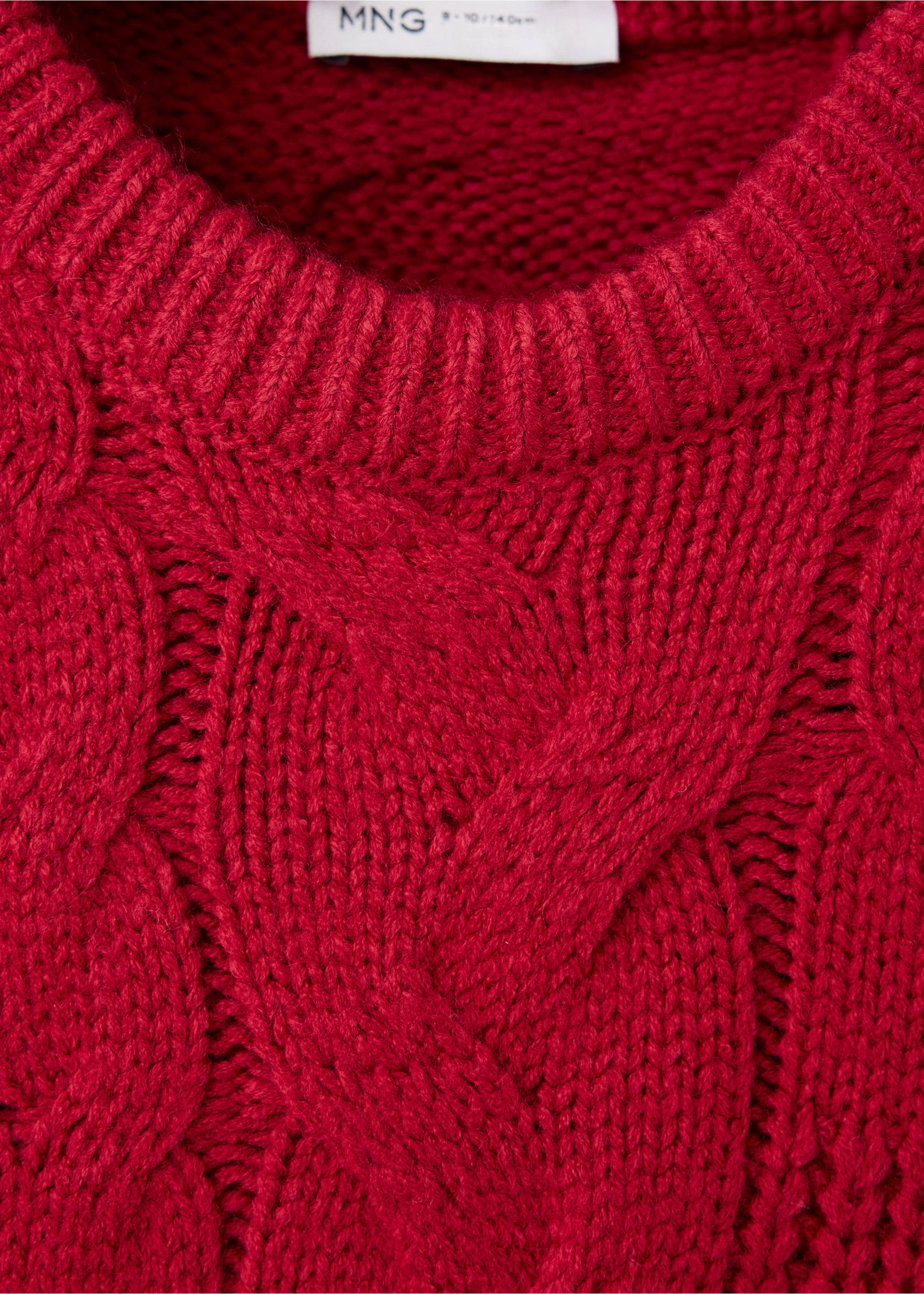 Close-up of a red cable-knit jumper with a ribbed crew neckline., Red. Ref: 37016353-00.