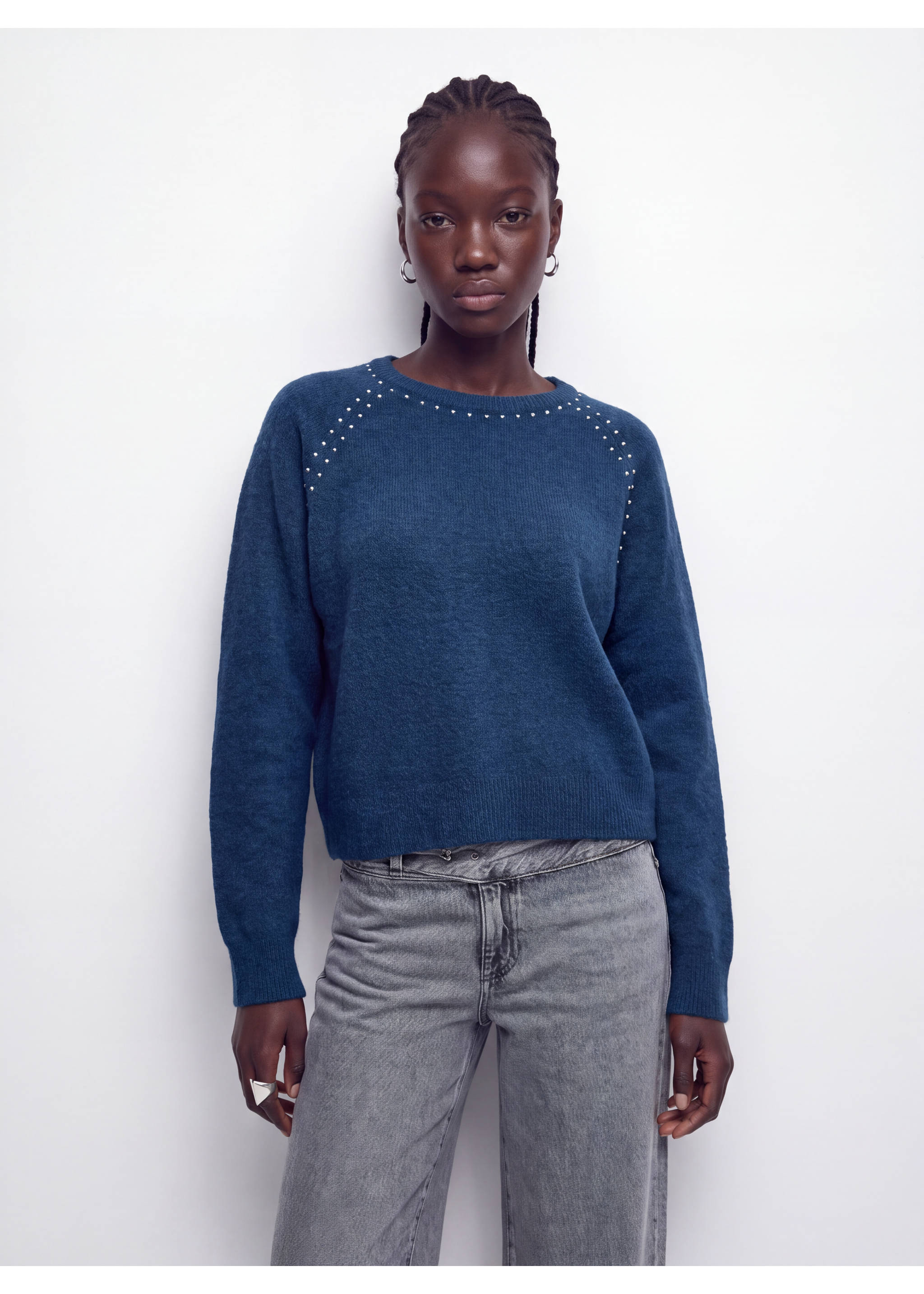 Dark blue knitted jersey with studded neckline and long sleeves., Petrol Blue. Ref: 37016357-00.