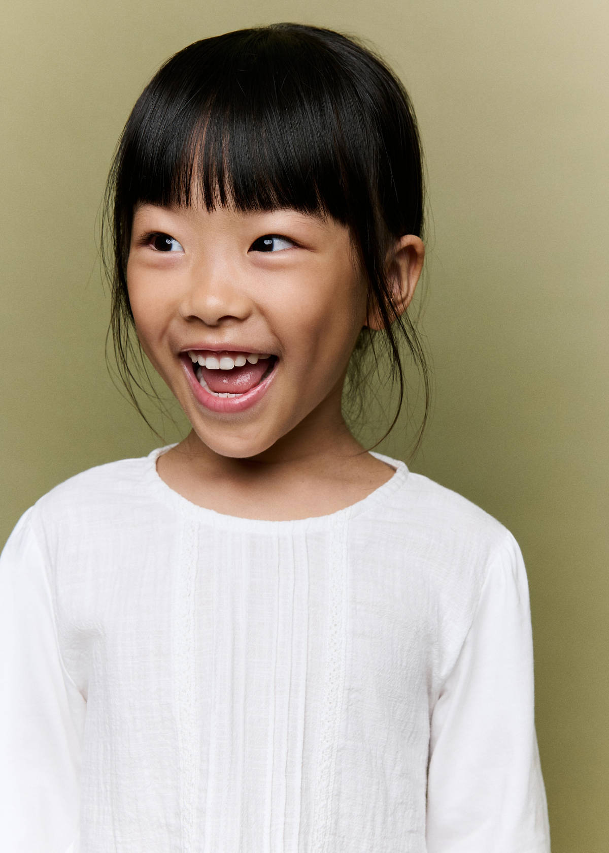 Frill T-shirt with lace trim detail — Off White