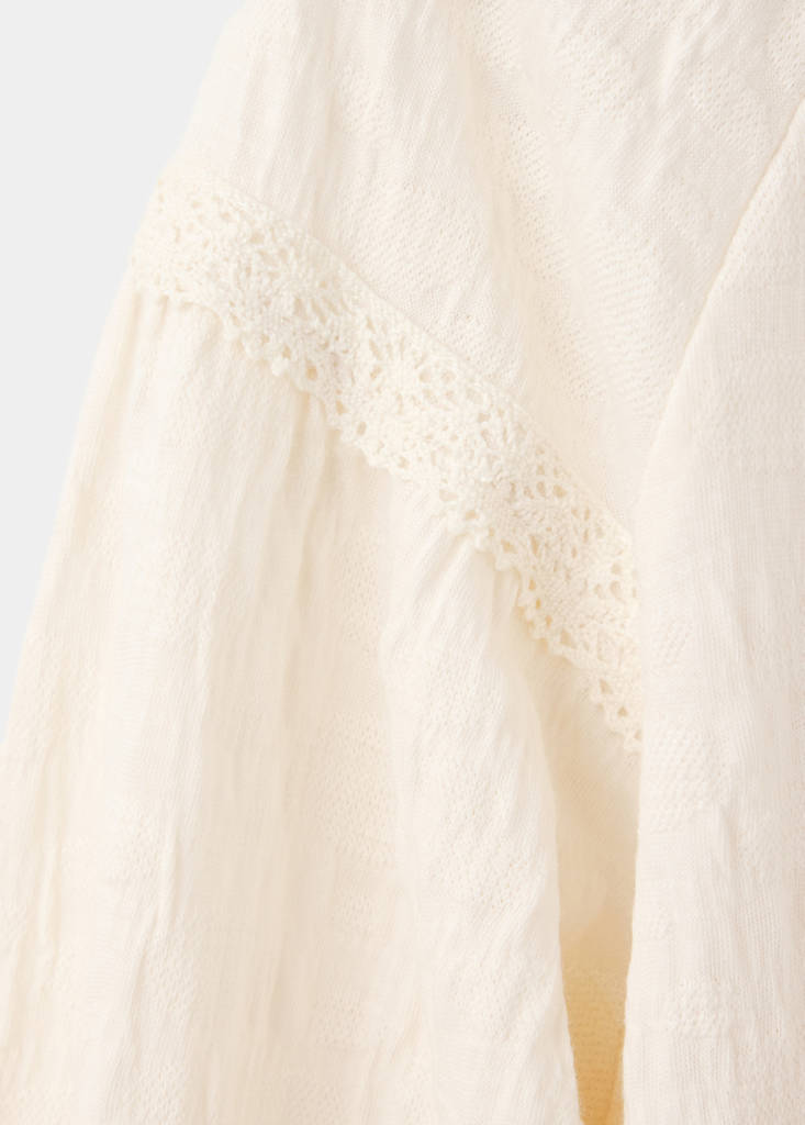 Lace-textured blouse — Ecru