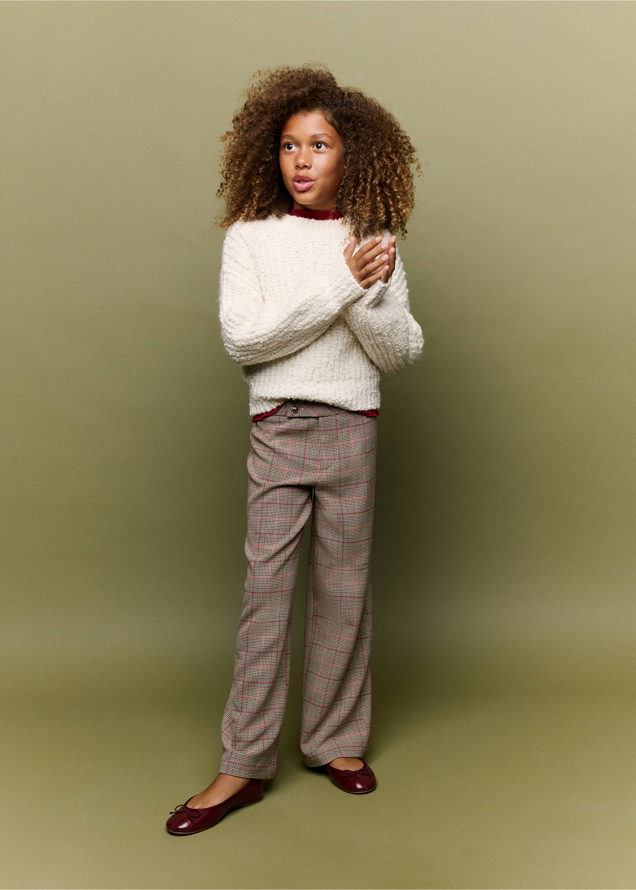 Medium-knit sweater - General plane, Ivory White. Ref: 37016362-00.