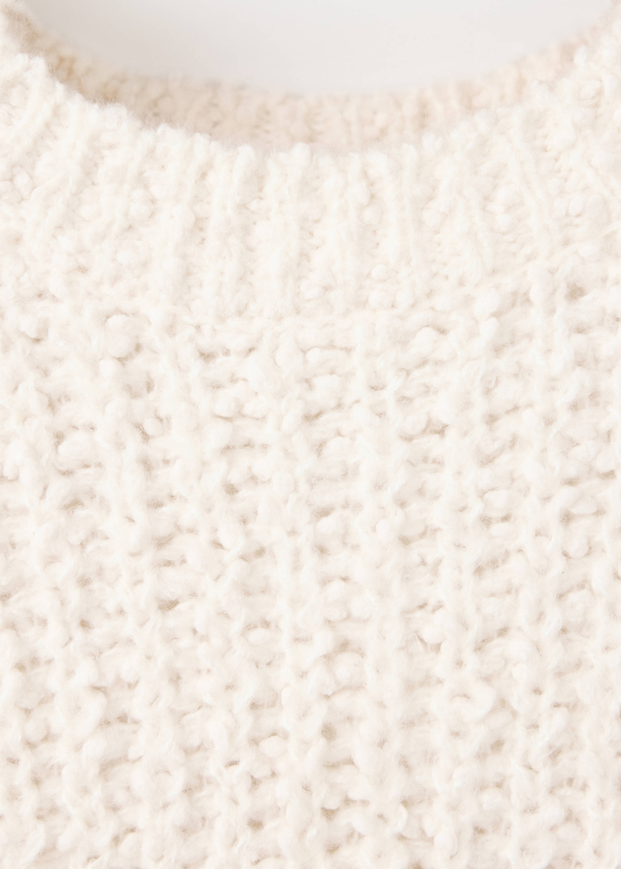 Medium-knit sweater - Details of the article 8