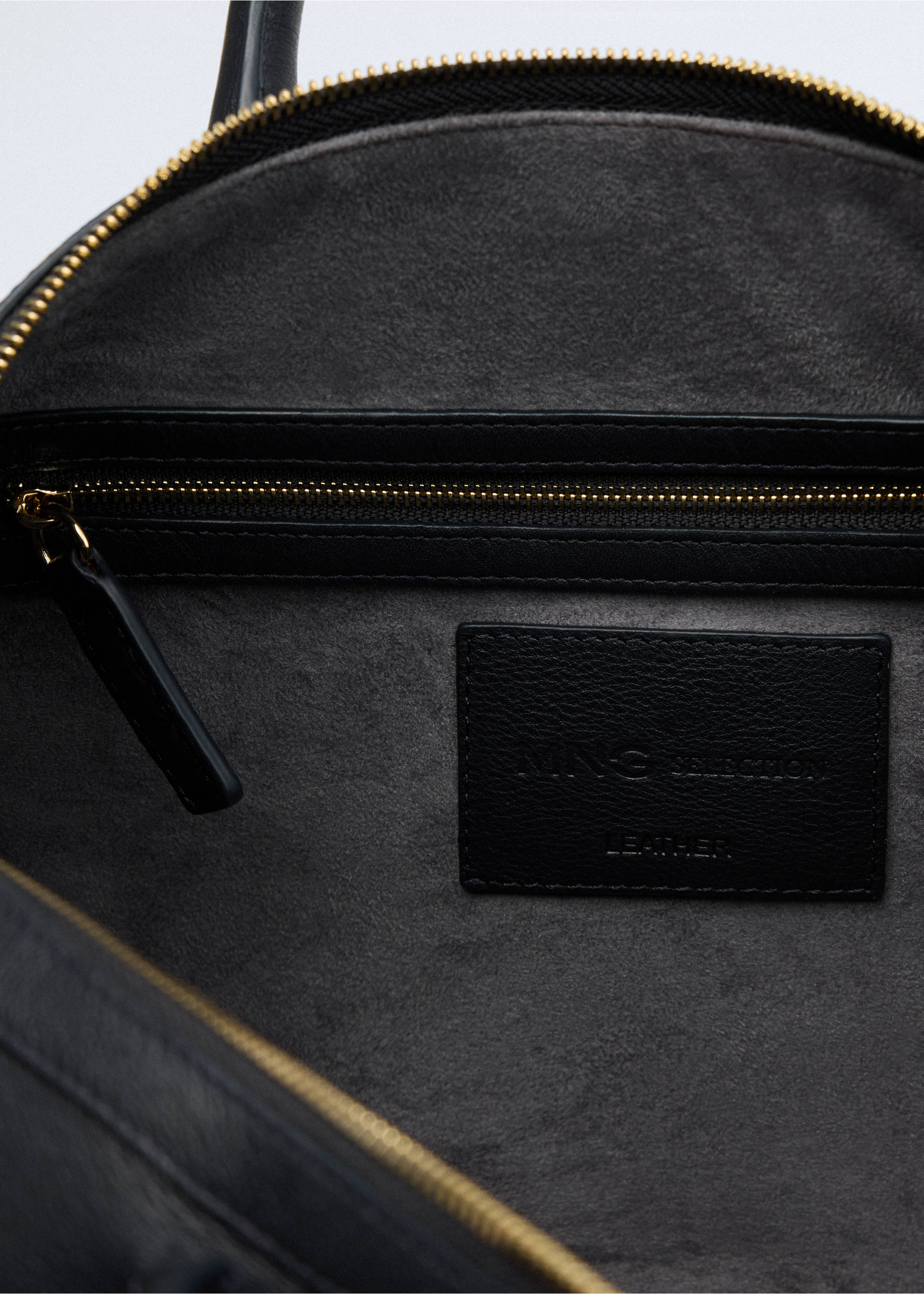 Double-handle leather handbag - Details of the article 3, Navy. Ref: 37016365-00.