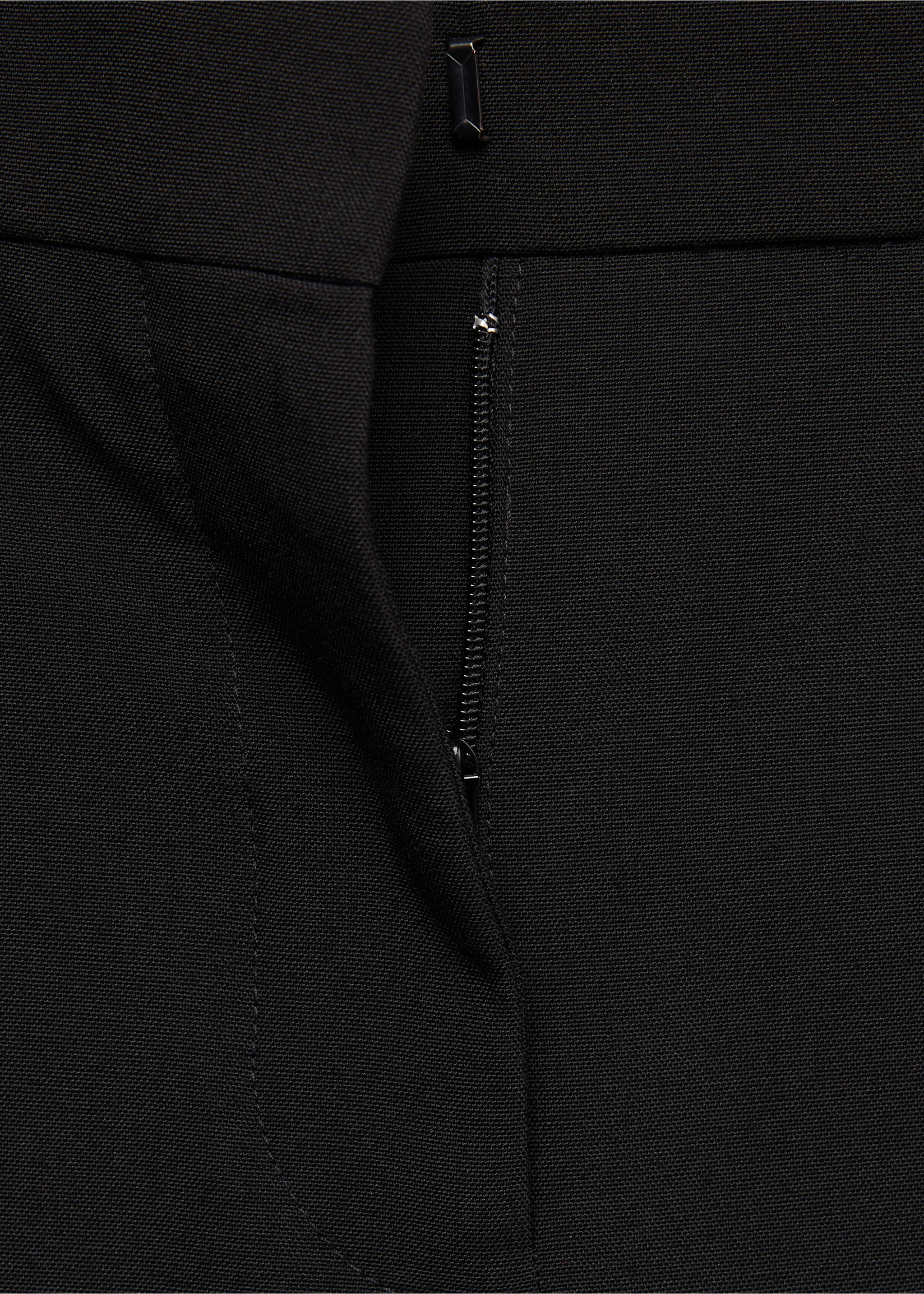 Pantalon oliva - Détail de l'article 8, Noir. Ref: 37016367-00.