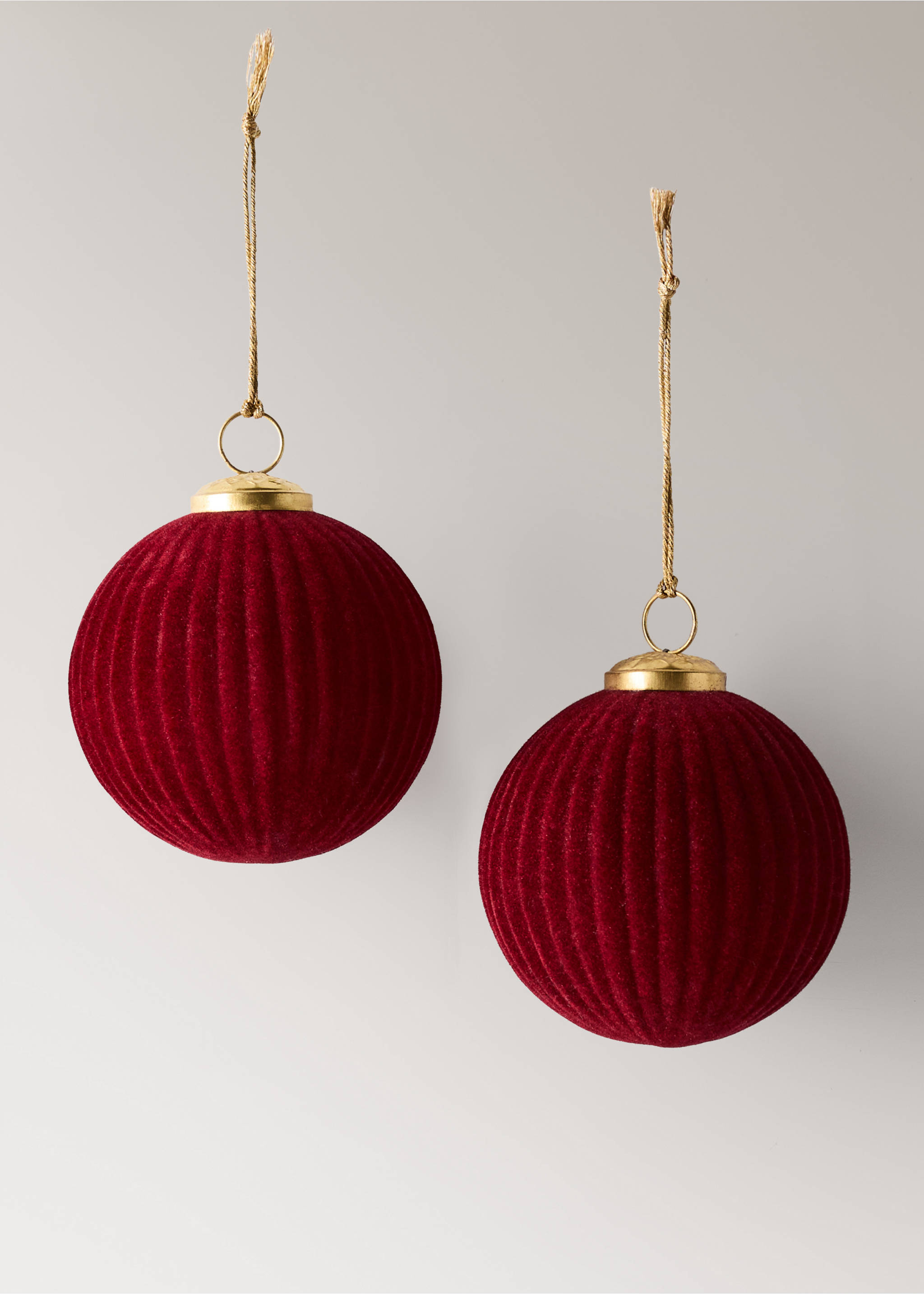 Décoration sapin boule de Noël - Article sans modèle, Rouge. Ref: 37016733-00.
