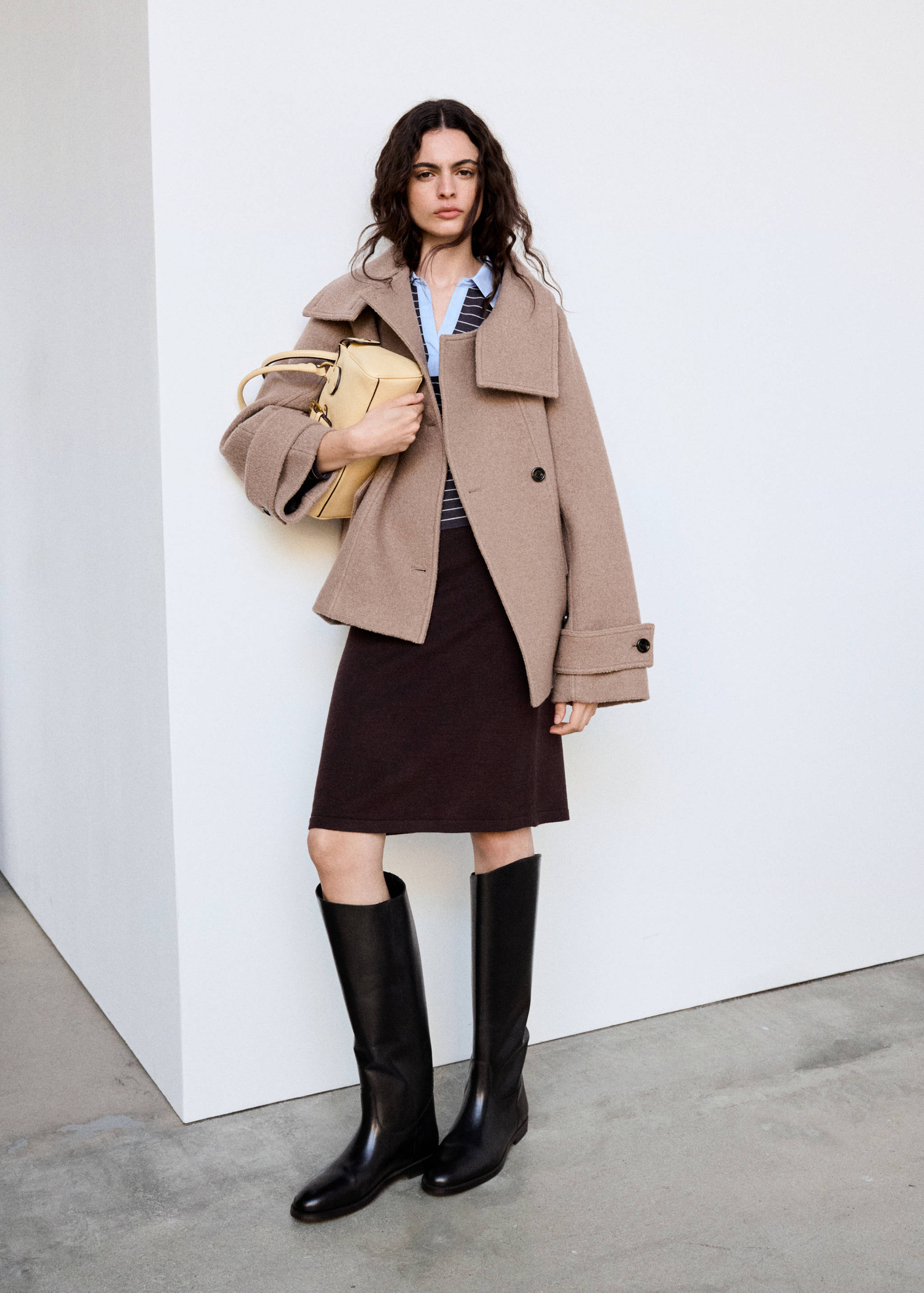 100% wool high-neck coat - General plane