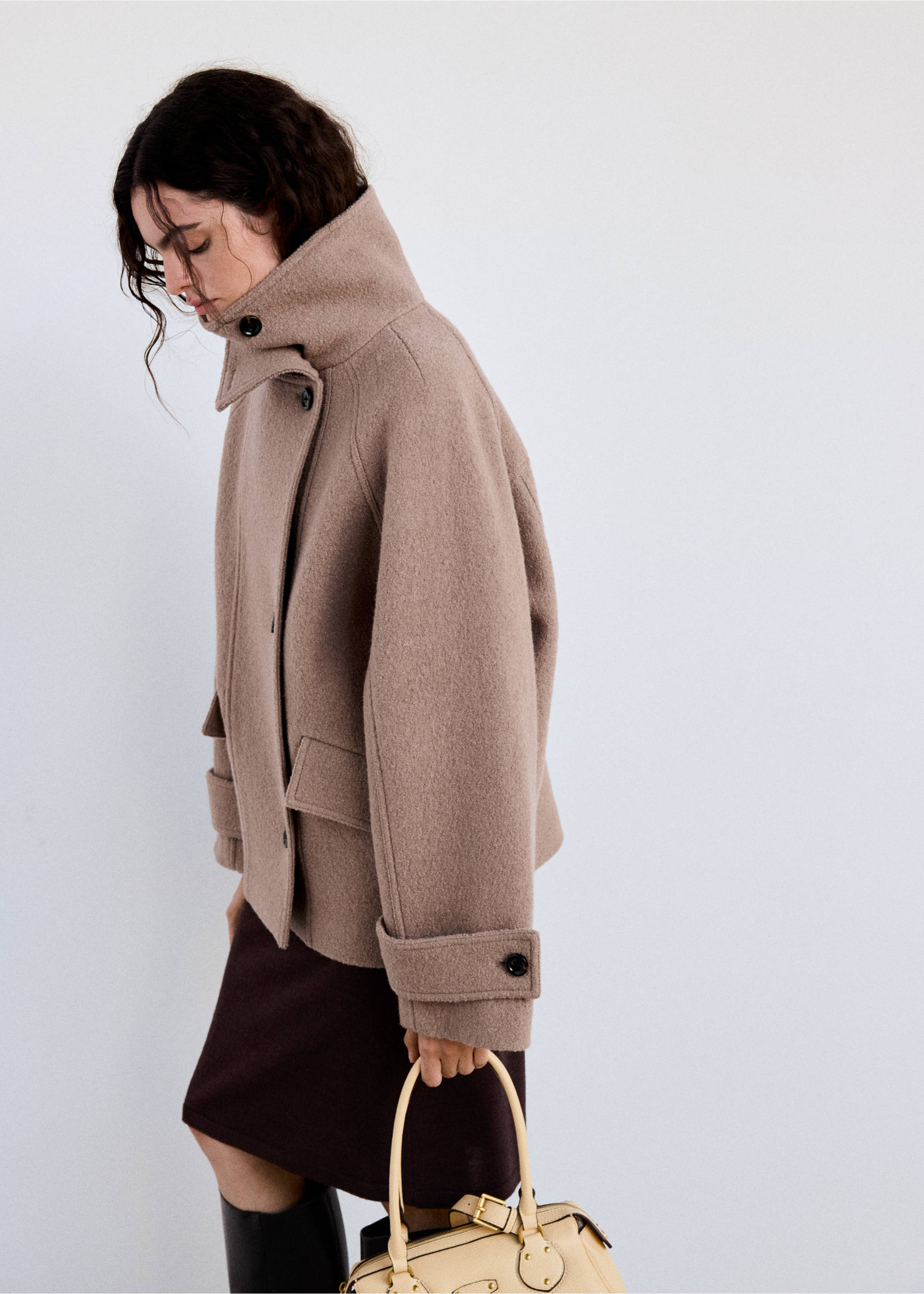 100% wool high-neck coat - Details of the article 1, Medium Brown. Ref: 37016747-00.