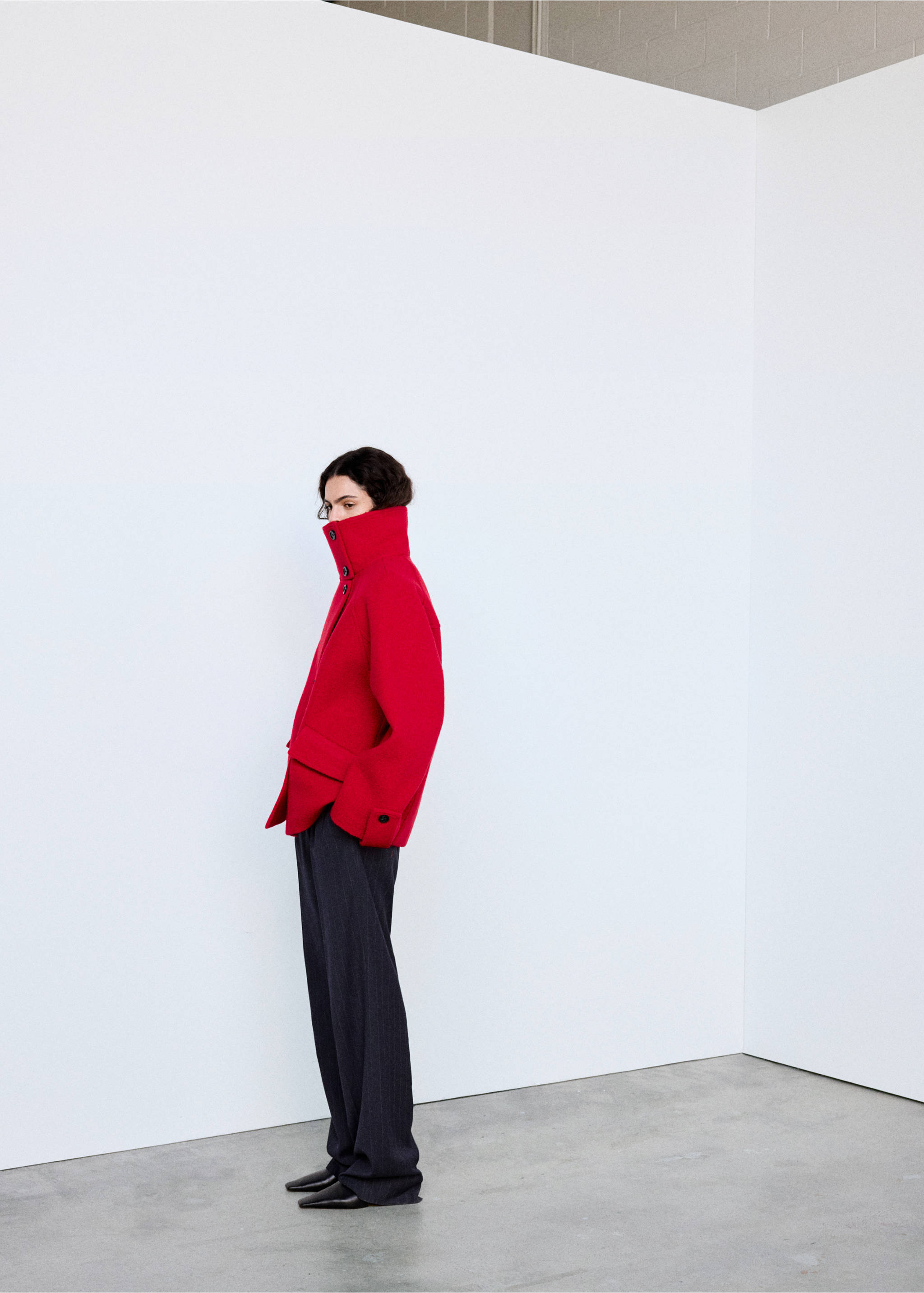 100% wool high-neck coat - Details of the article 1, Red. Ref: 37016747-00.