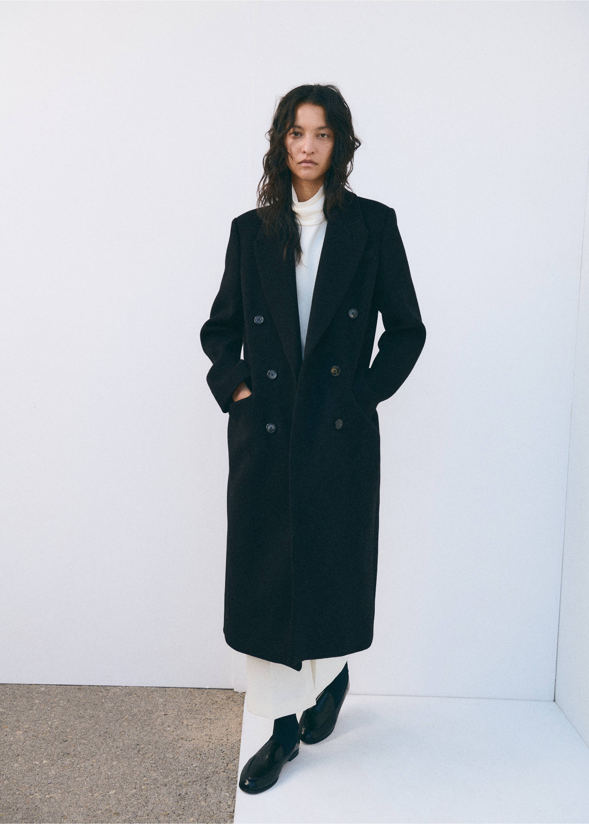 Double-breasted virgin wool coat - General plane, Black. Ref: 37016751-01.