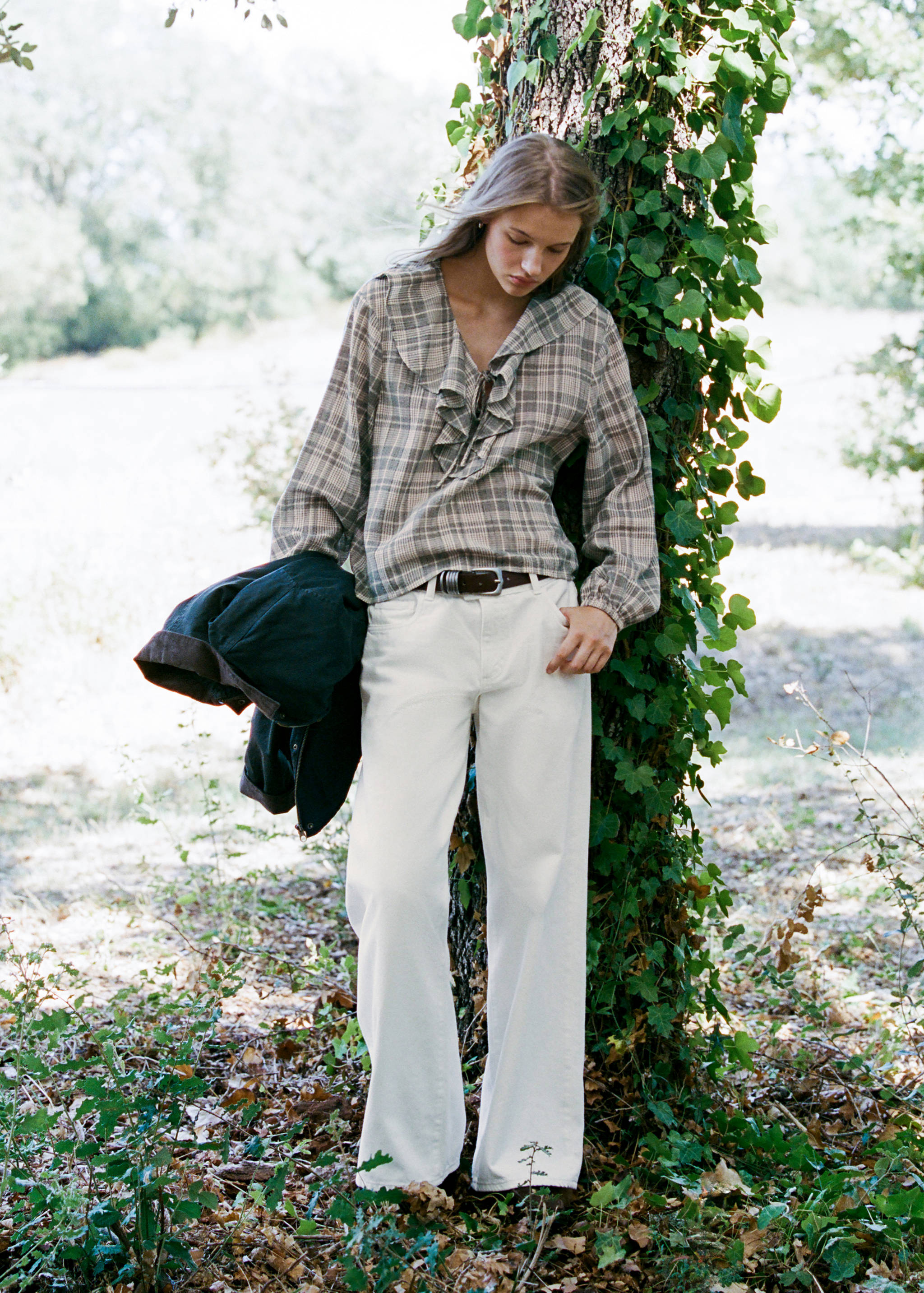 Wide-leg jeans with crossover closure - General plane