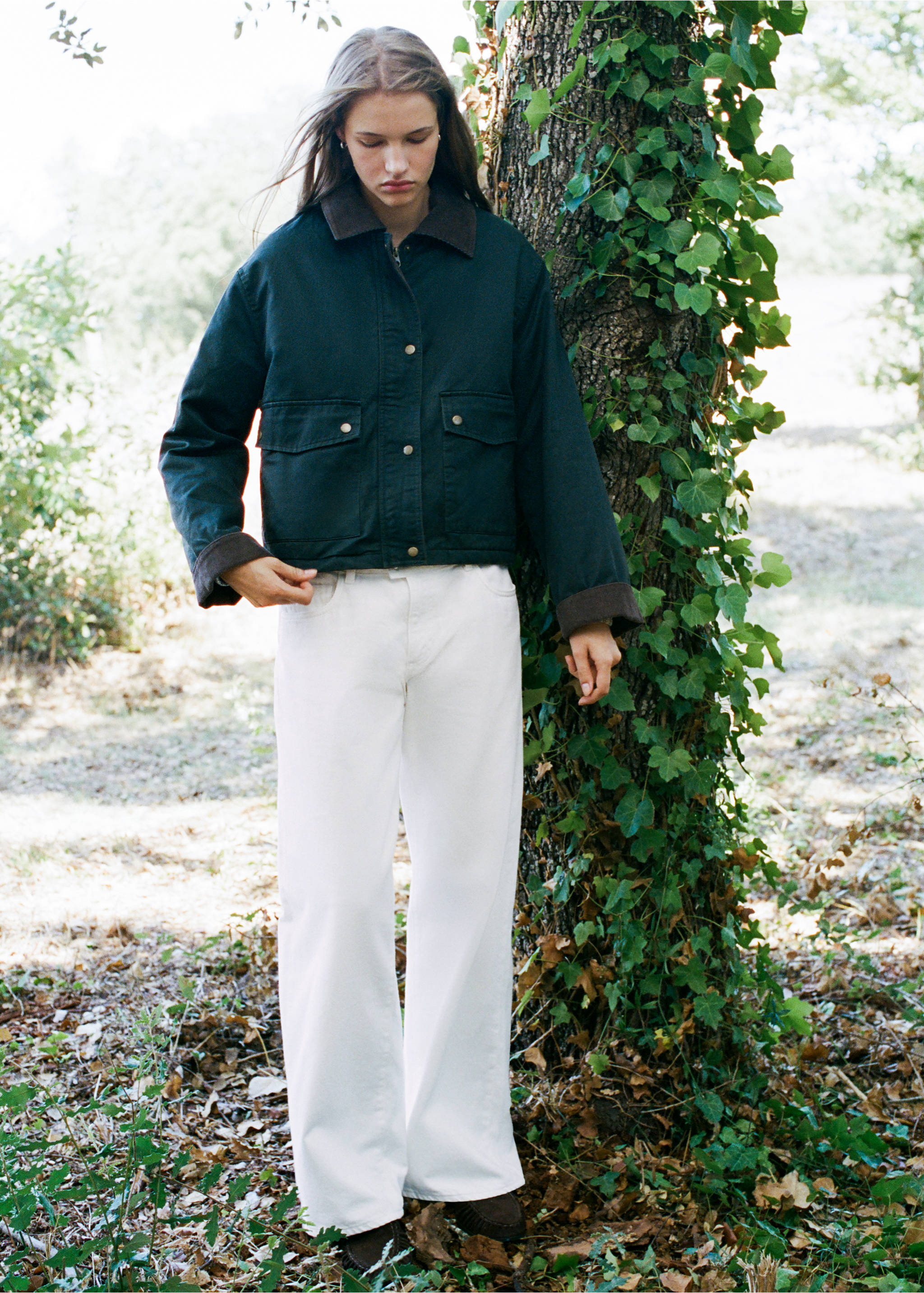 Wide-leg jeans with crossover closure - Medium plane, Off White. Ref: 37017133-00.
