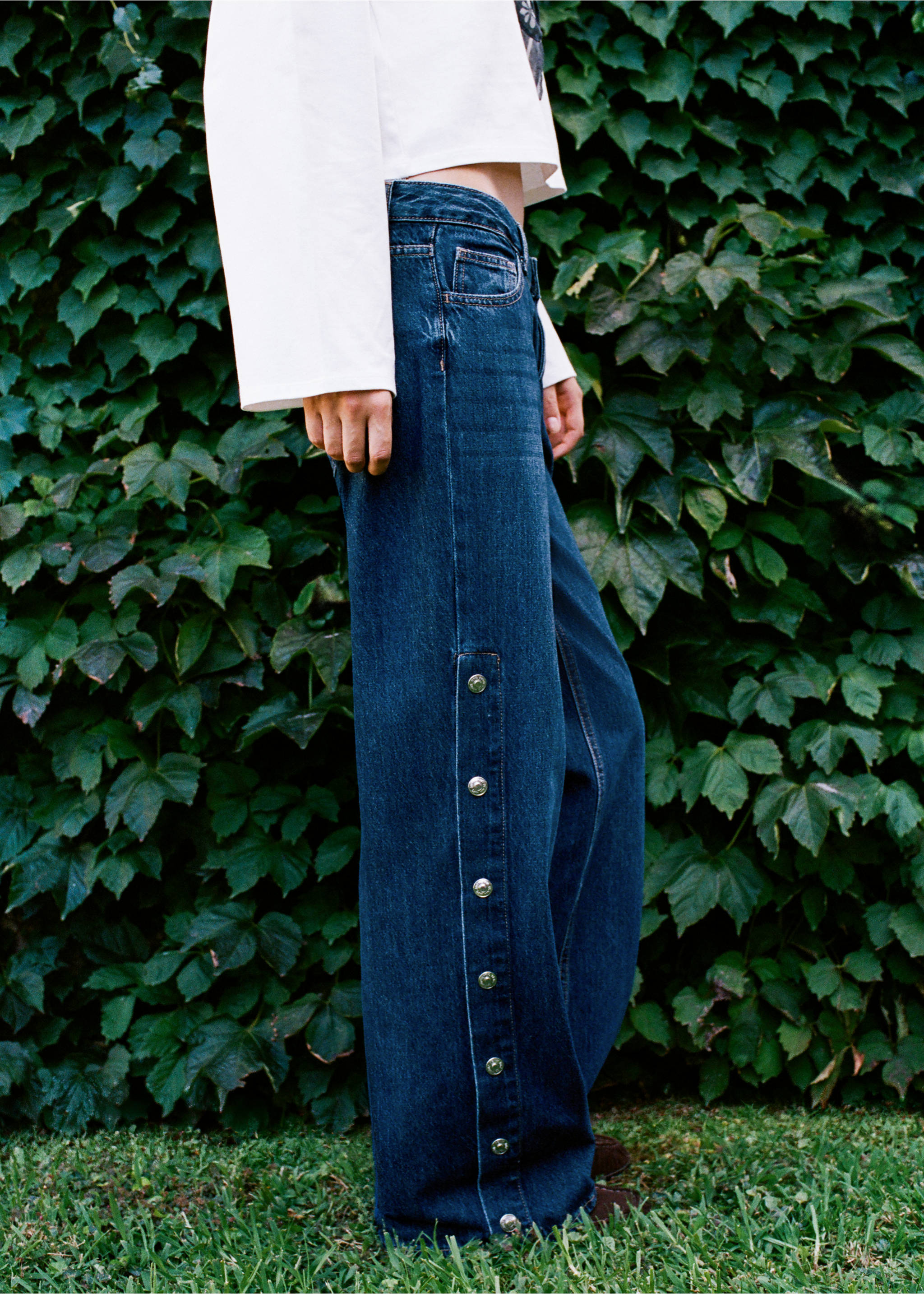 Wide-leg jeans with side buttons - Medium plane, Dark Blue. Ref: 37017134-00.