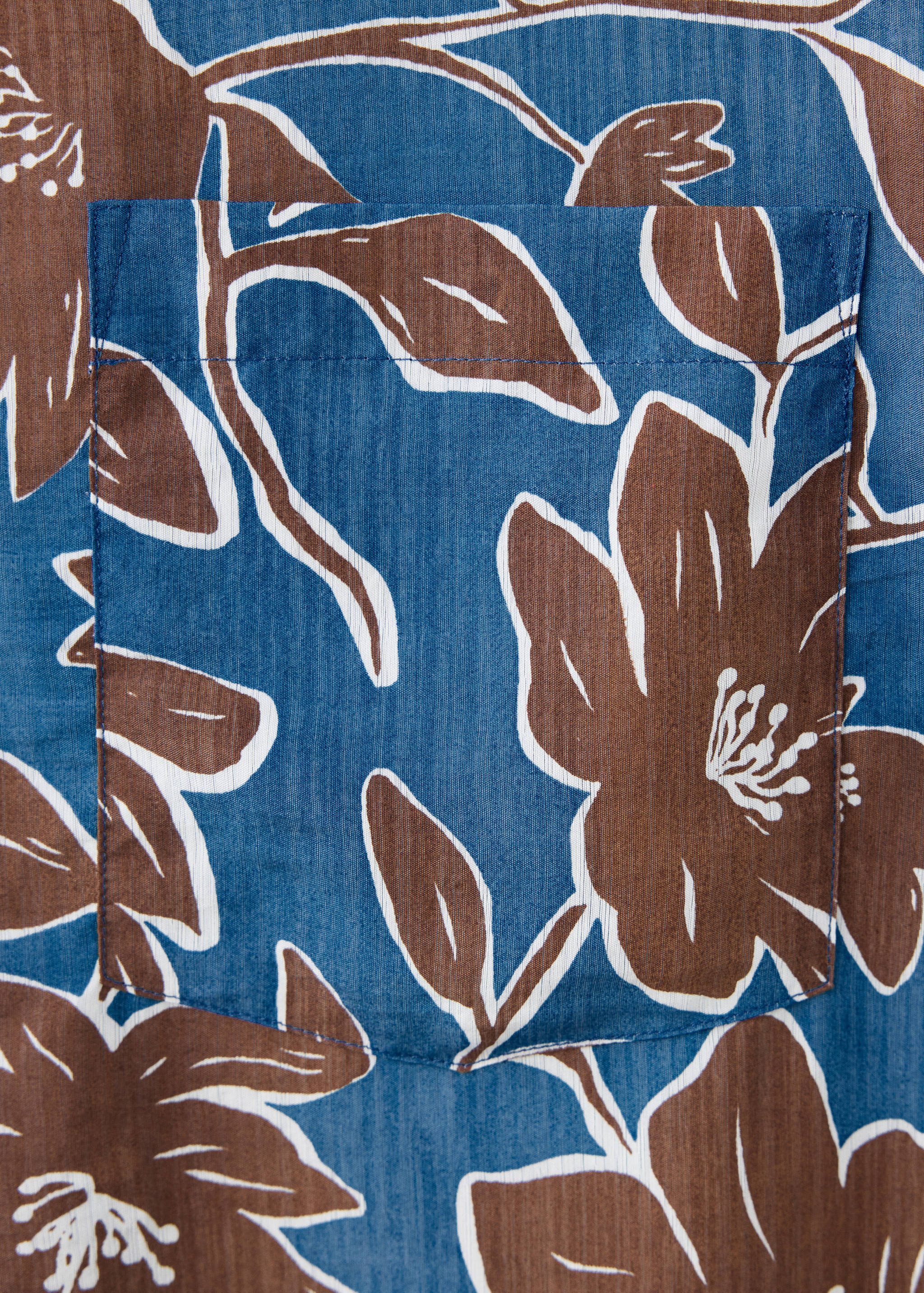 Shirt florm - Details of the article 0