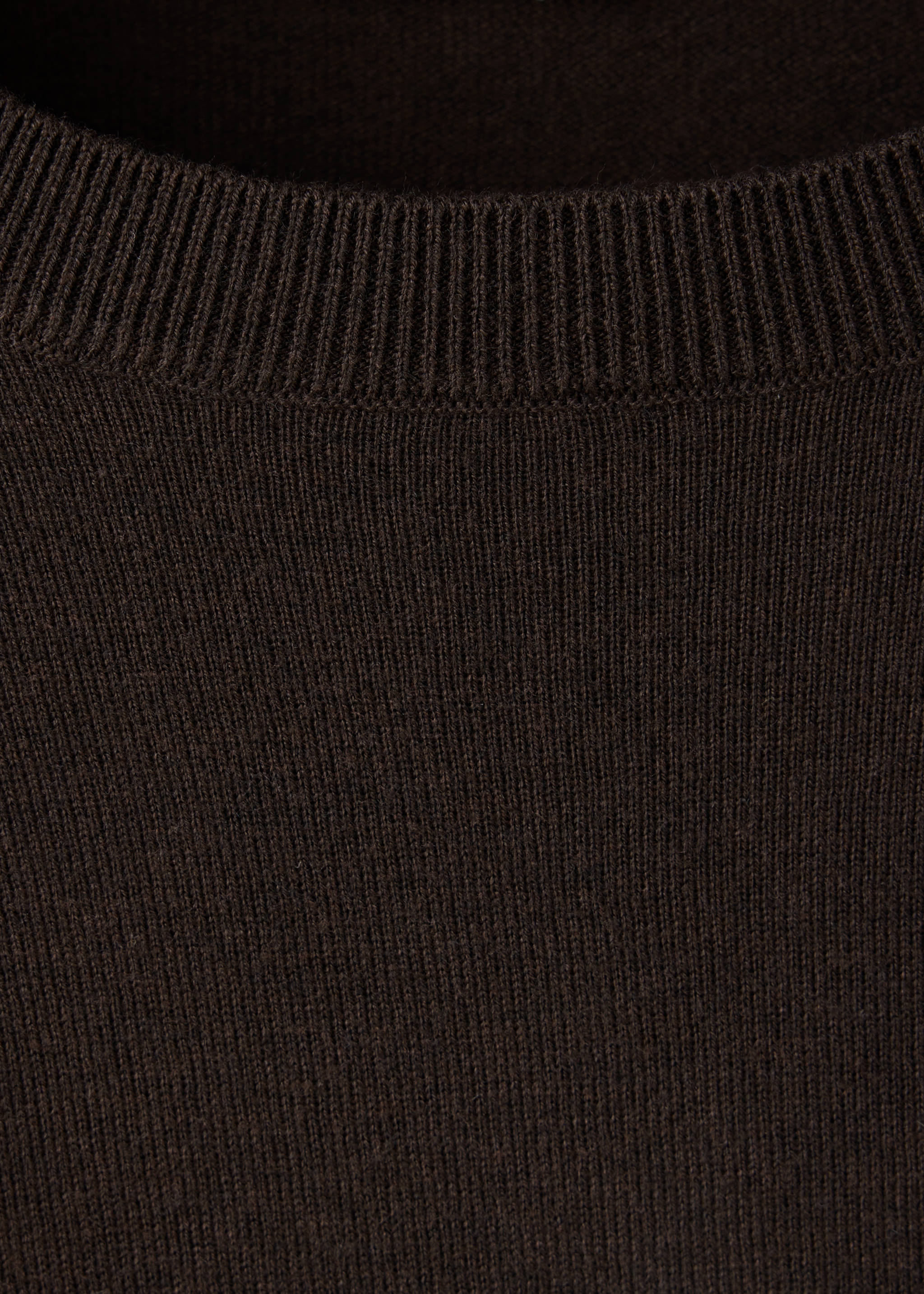 Round-neck knitted sweater - Details of the article 8