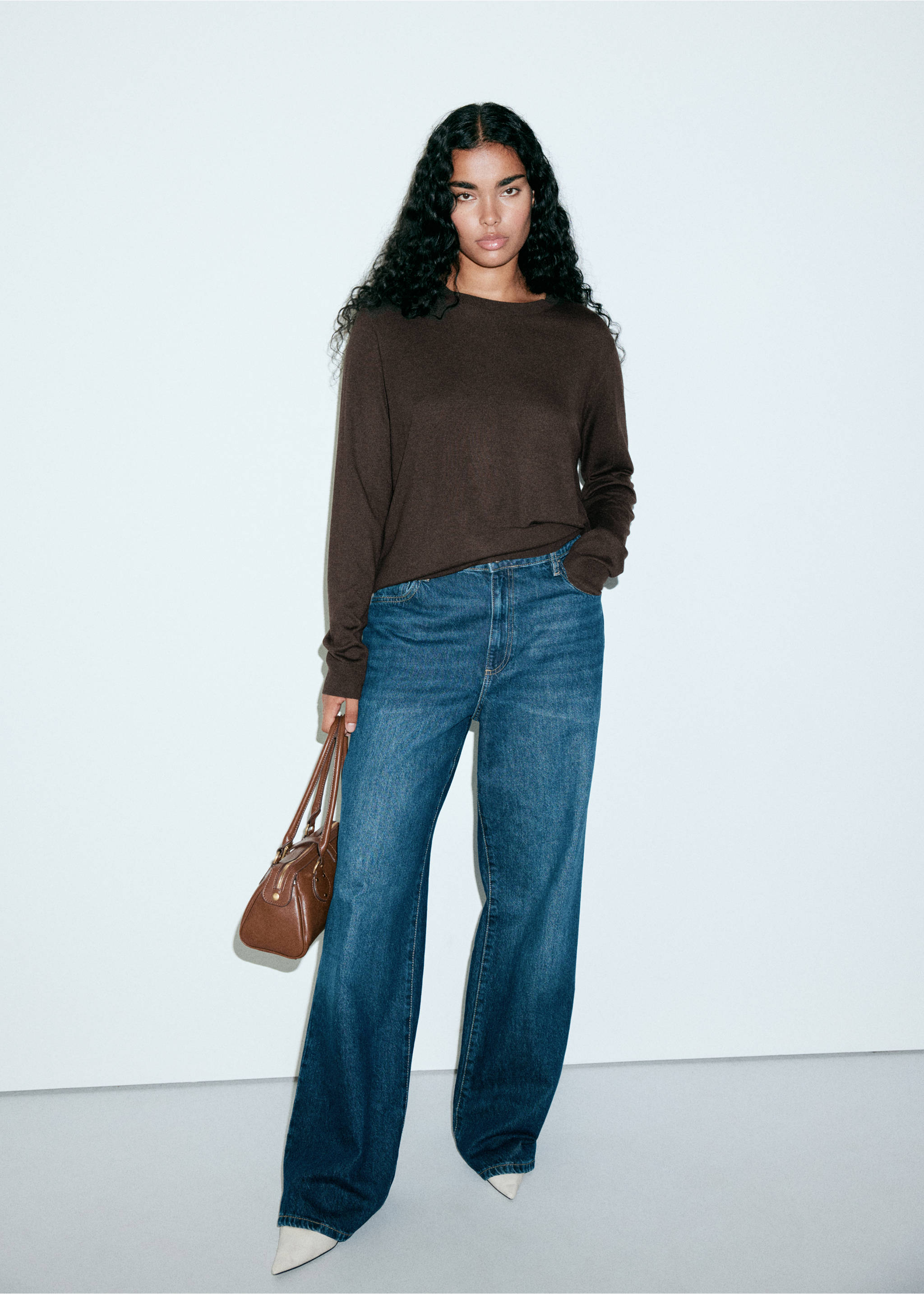 Round-neck knitted sweater - Details of the article 5, Brown. Ref: 37017777-00.